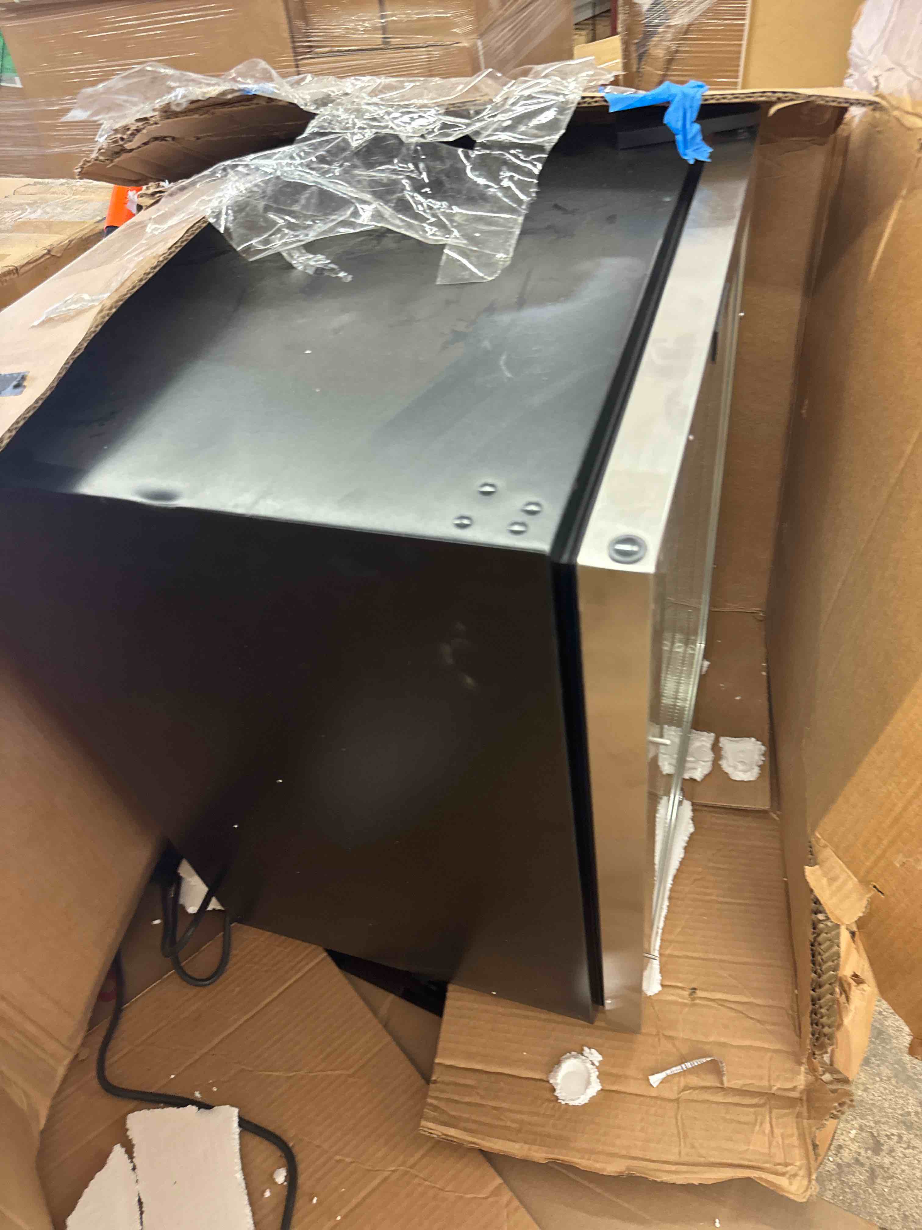 https://s3.amazonaws.com/lotting-images-prod/phillipi/BLU6136452_1714682259116.jpeg