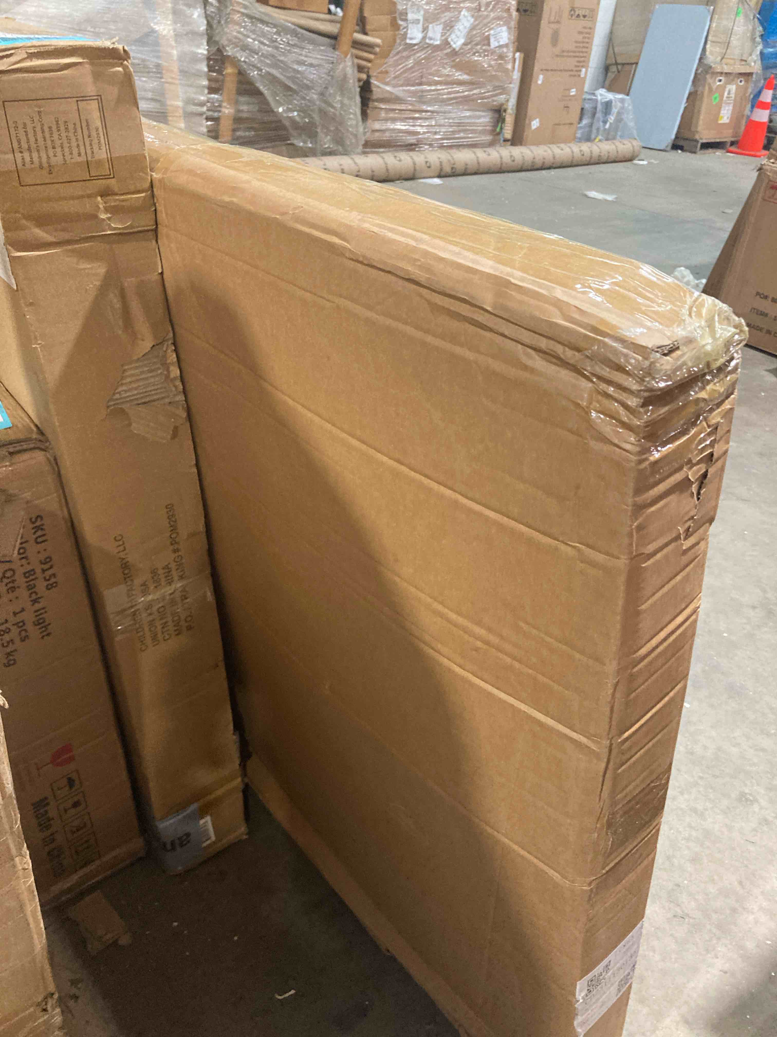 https://s3.amazonaws.com/lotting-images-prod/phillipi/BLU6137921_1715011970107.jpeg