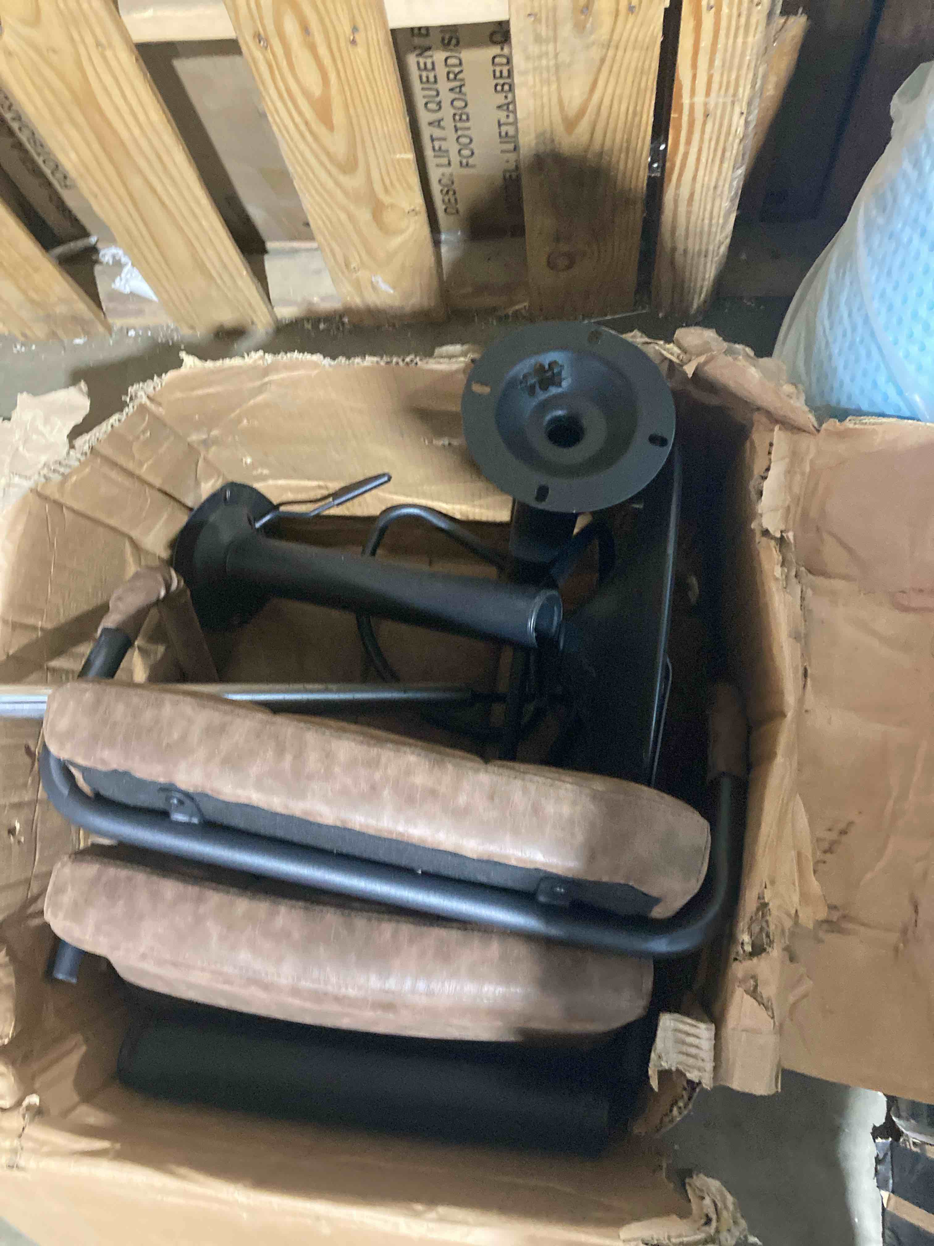 https://s3.amazonaws.com/lotting-images-prod/phillipi/BLU6137924_1715012586264.jpeg