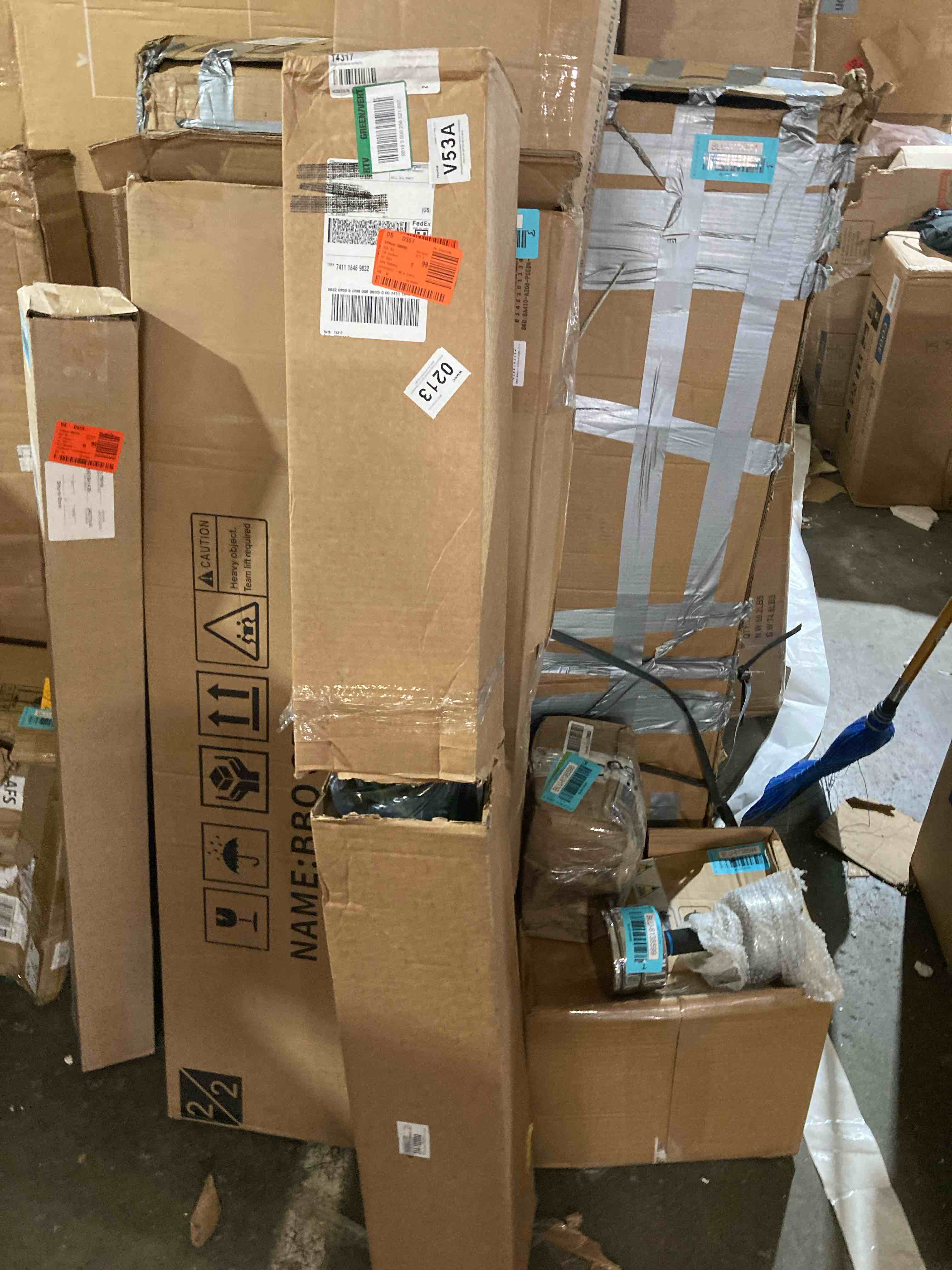 https://s3.amazonaws.com/lotting-images-prod/phillipi/BLU6138601_1716842721141.jpeg
