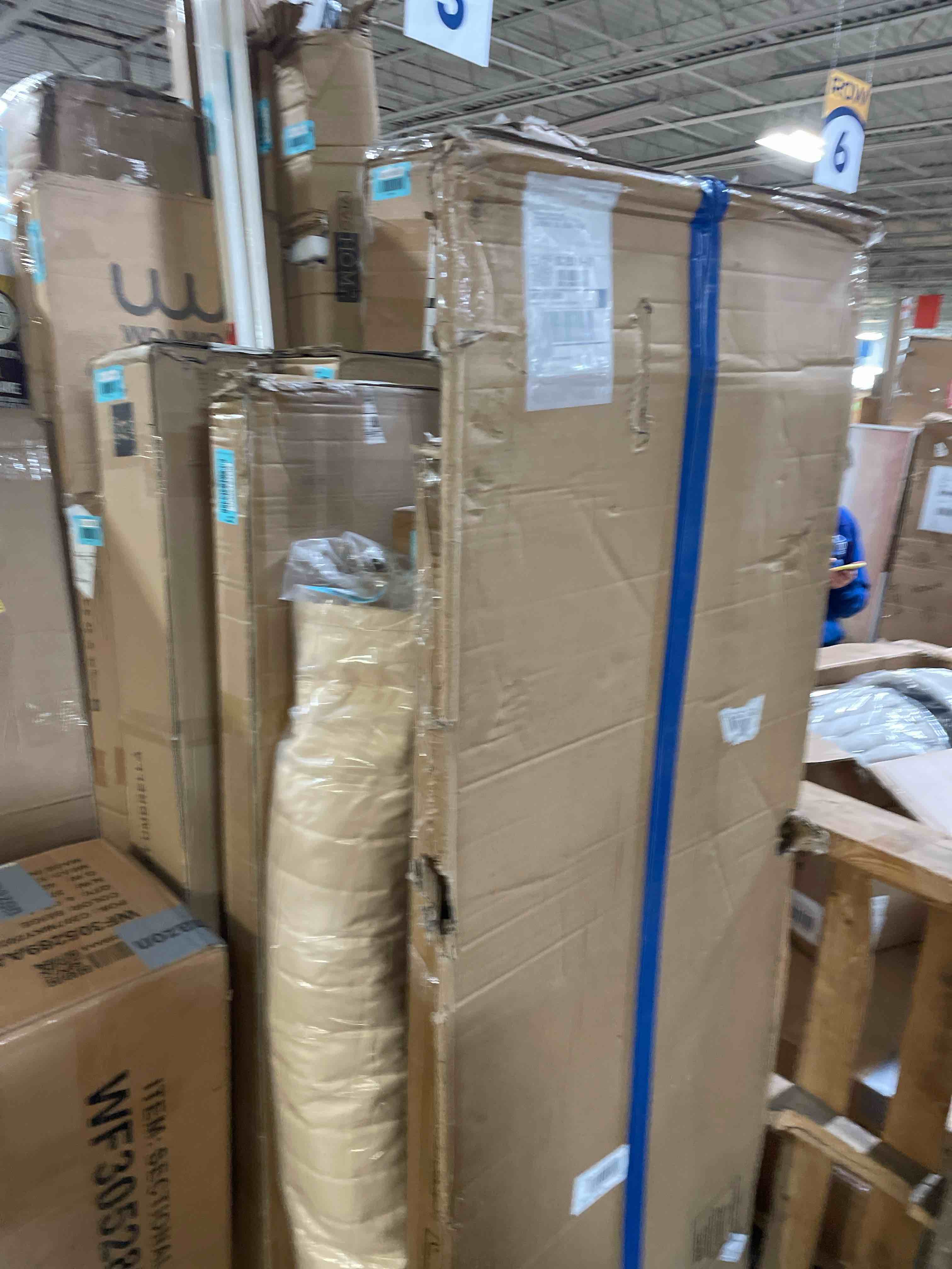 https://s3.amazonaws.com/lotting-images-prod/phillipi/BLU6138877_1717082678026.jpeg