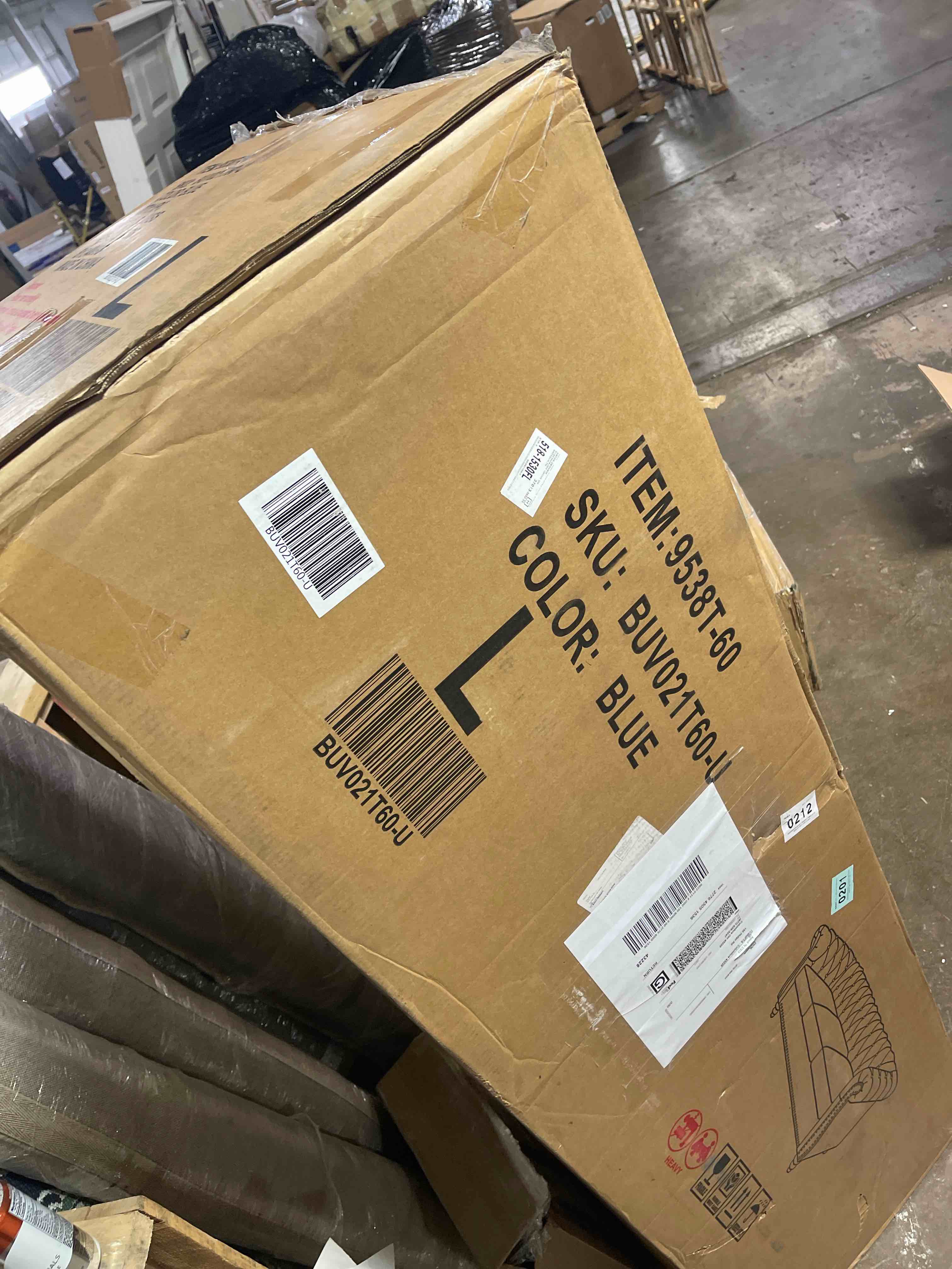 https://s3.amazonaws.com/lotting-images-prod/phillipi/BLU6422172_1723140888904.jpeg