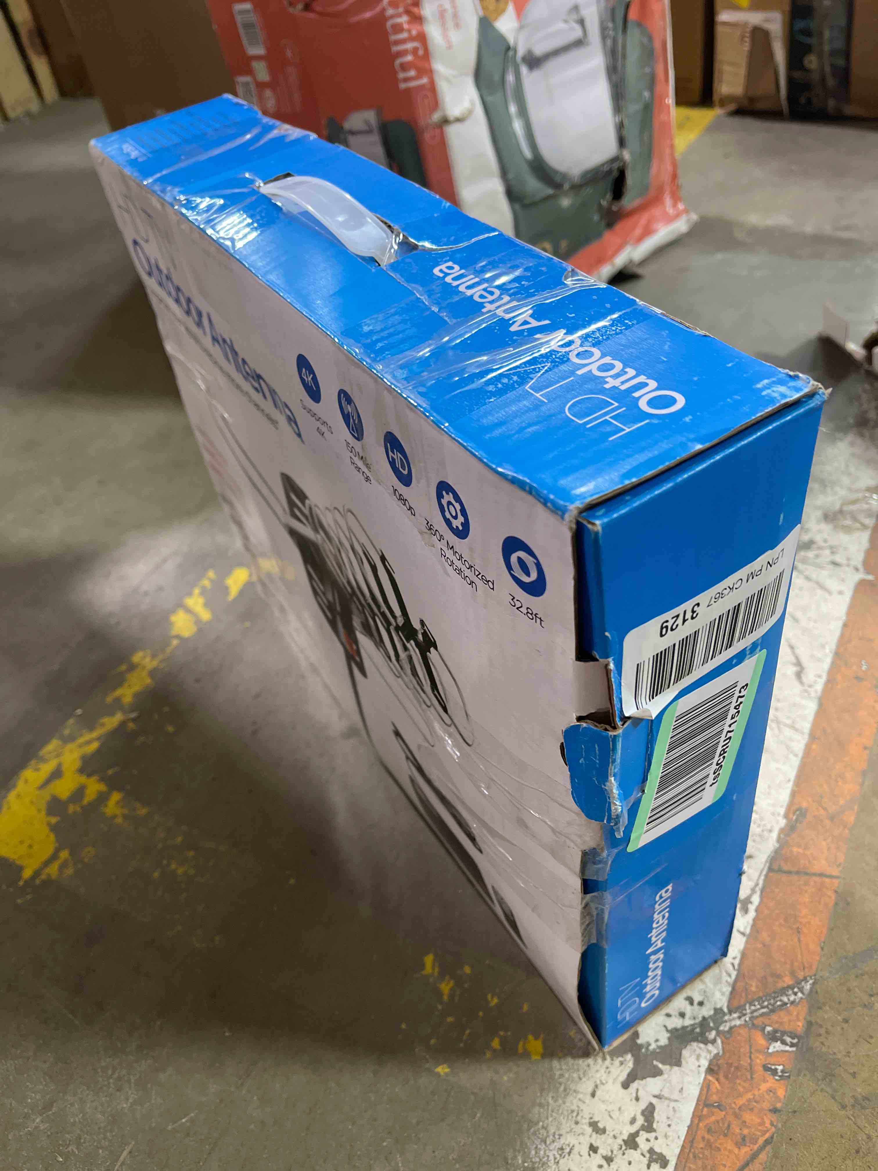 https://s3.amazonaws.com/lotting-images-prod/phillipi/BLU6422597_1721680462500.jpeg