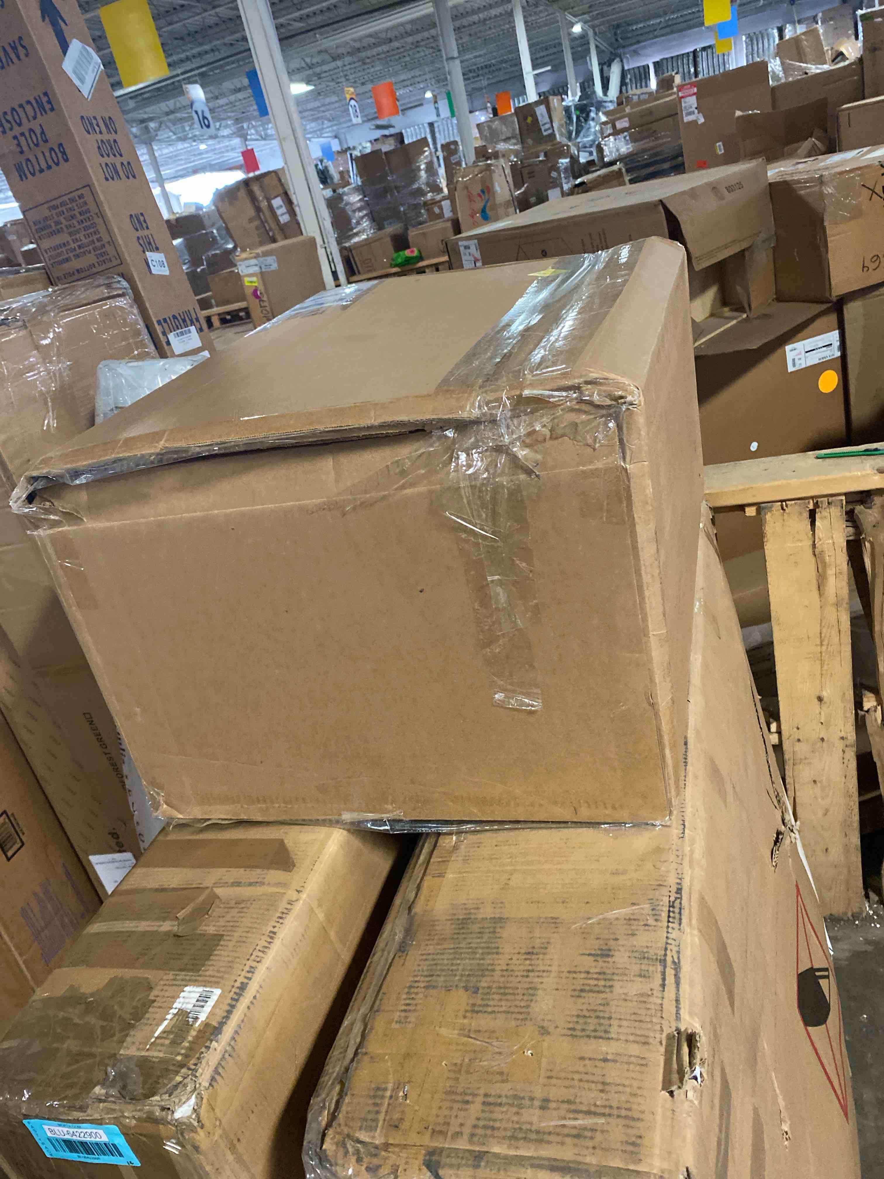 https://s3.amazonaws.com/lotting-images-prod/phillipi/BLU6422907_1721927072560.jpeg