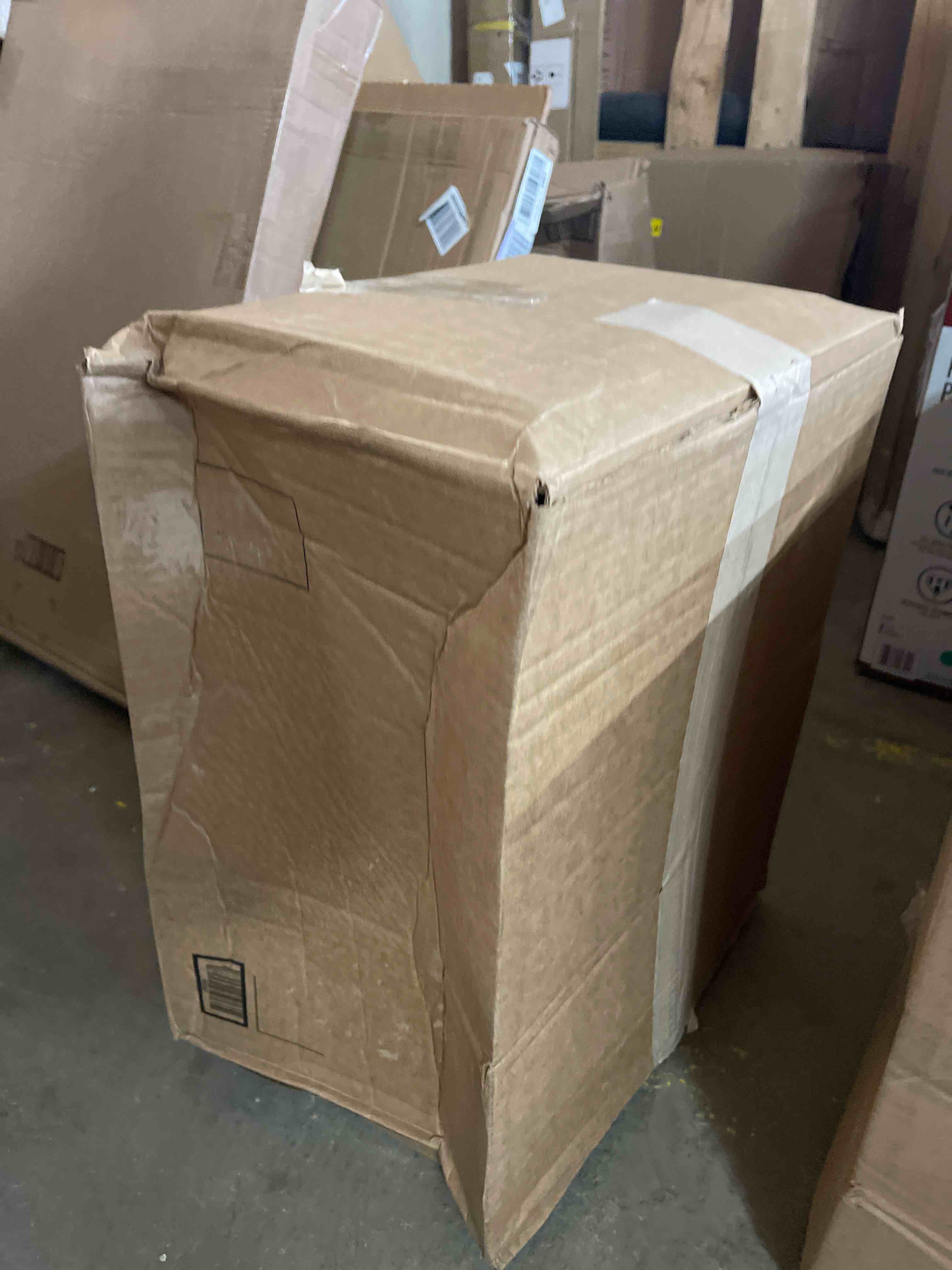https://s3.amazonaws.com/lotting-images-prod/phillipi/BLU6453904_1719937488676.jpeg