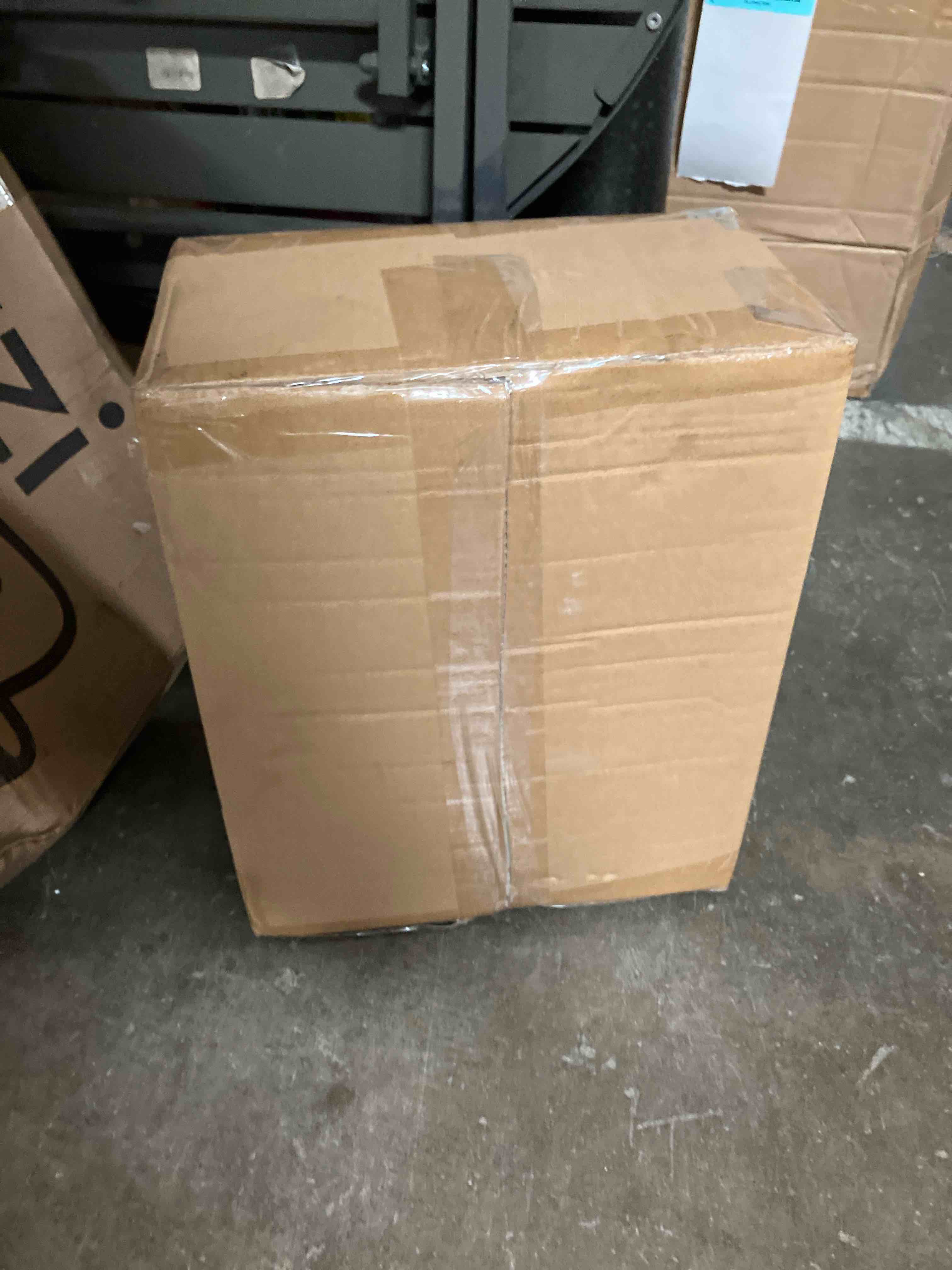 https://s3.amazonaws.com/lotting-images-prod/phillipi/BLU6457999_1724876763671.jpeg