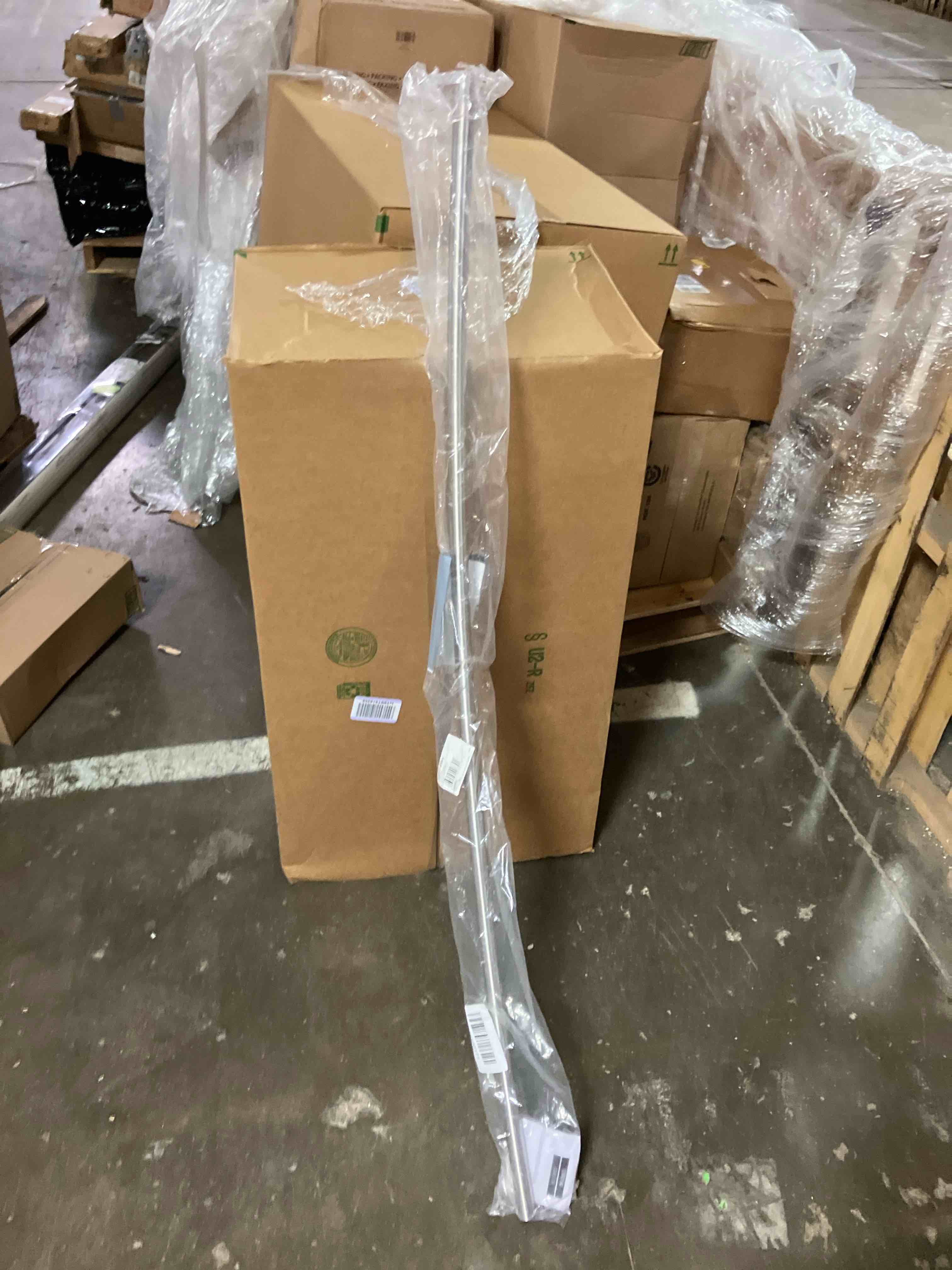 https://s3.amazonaws.com/lotting-images-prod/phillipi/BLU6458019_1724881727177.jpeg