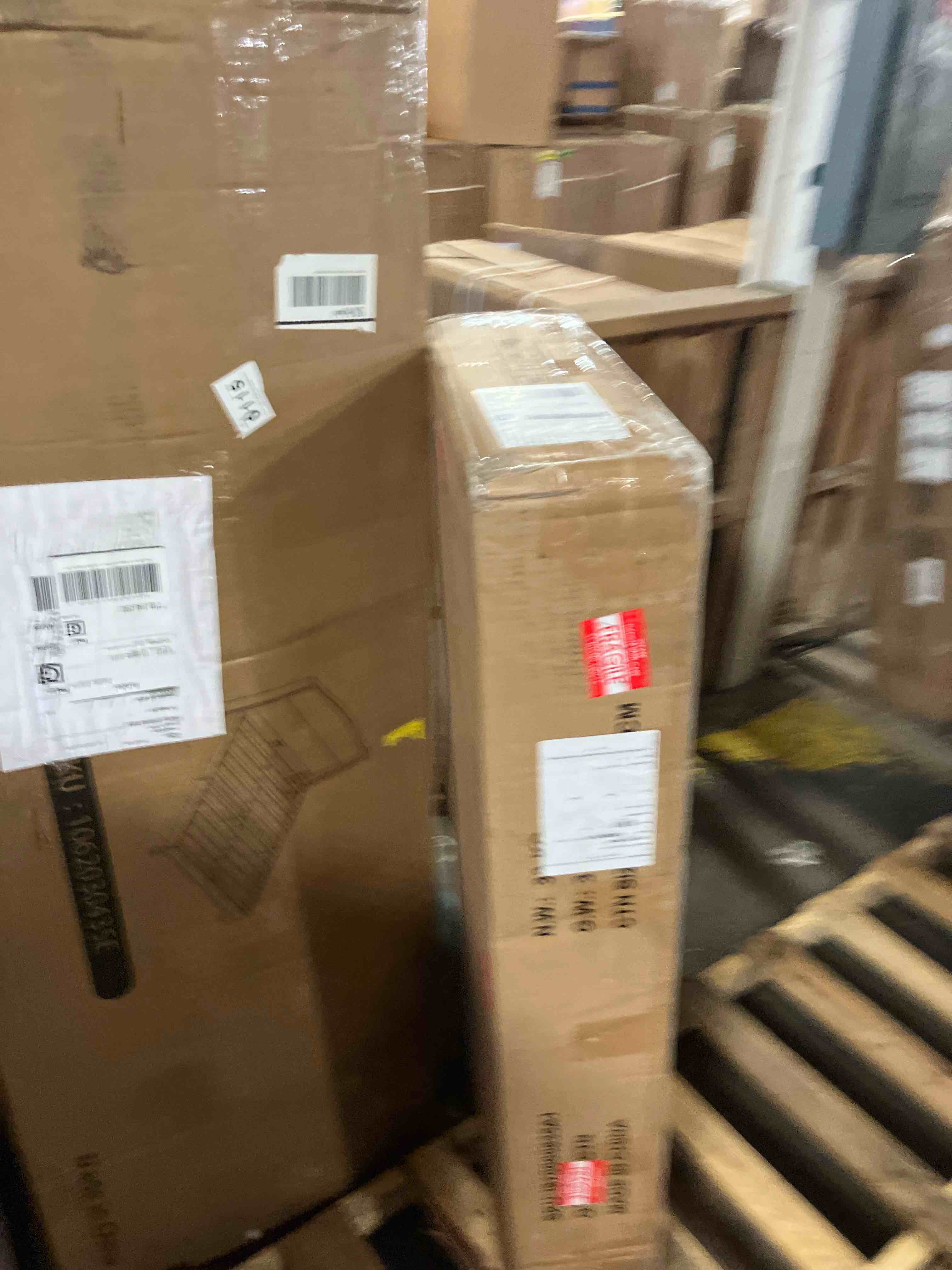 https://s3.amazonaws.com/lotting-images-prod/phillipi/BLU6458854_1725552661191.jpeg
