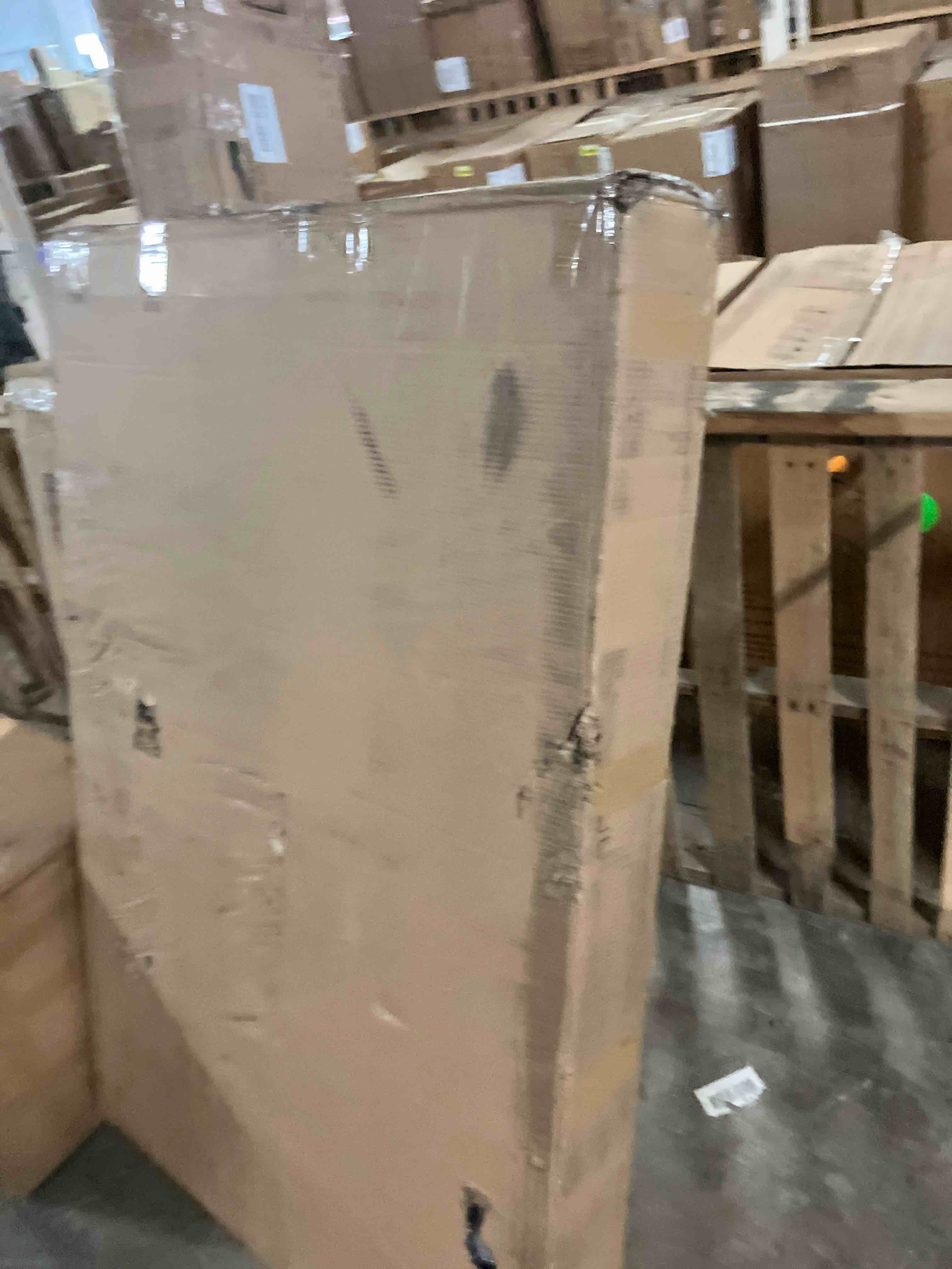 https://s3.amazonaws.com/lotting-images-prod/phillipi/BLU6458856_1725552915406.jpeg