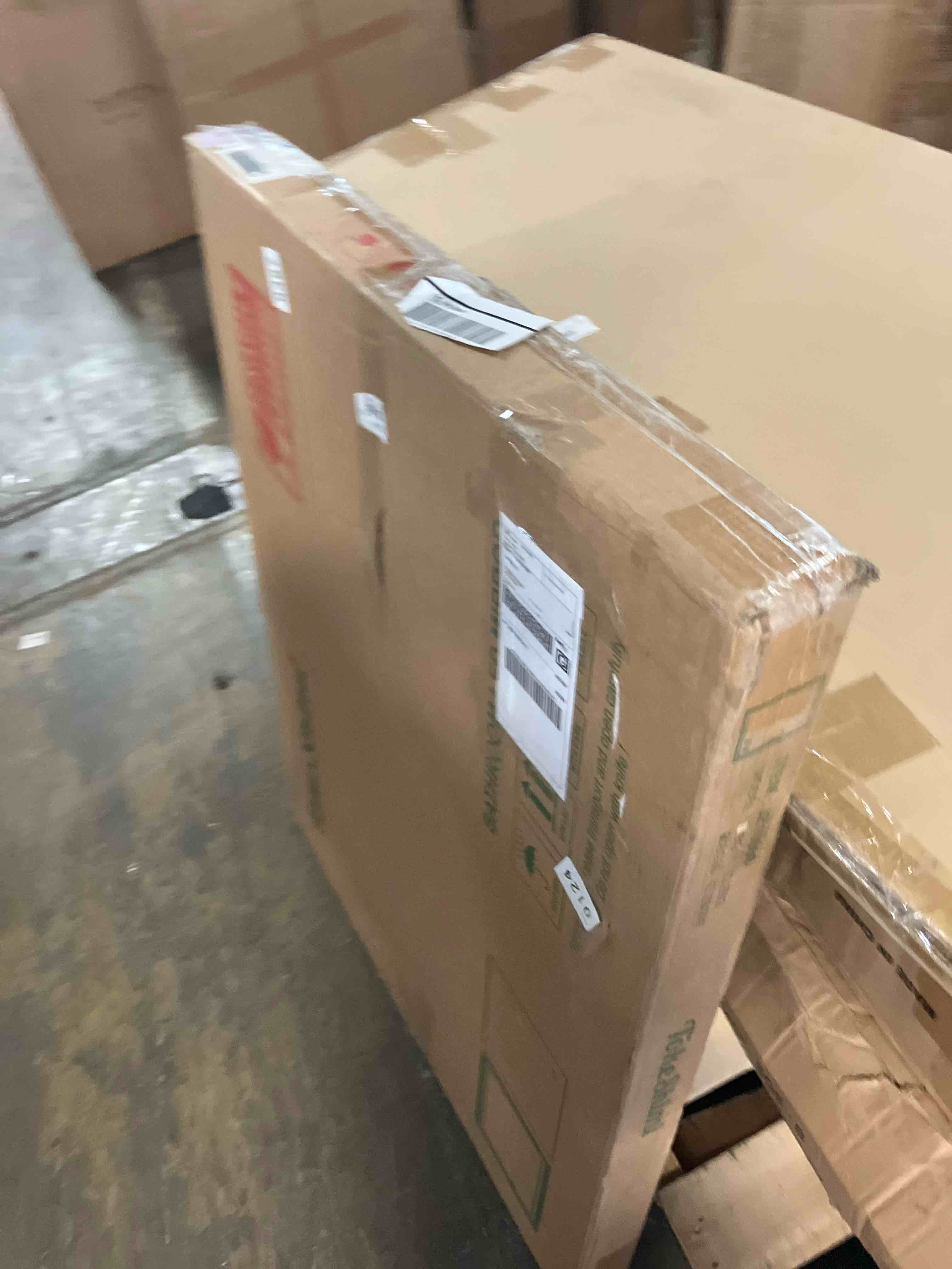 https://s3.amazonaws.com/lotting-images-prod/phillipi/BLU6458866_1725554389297.jpeg