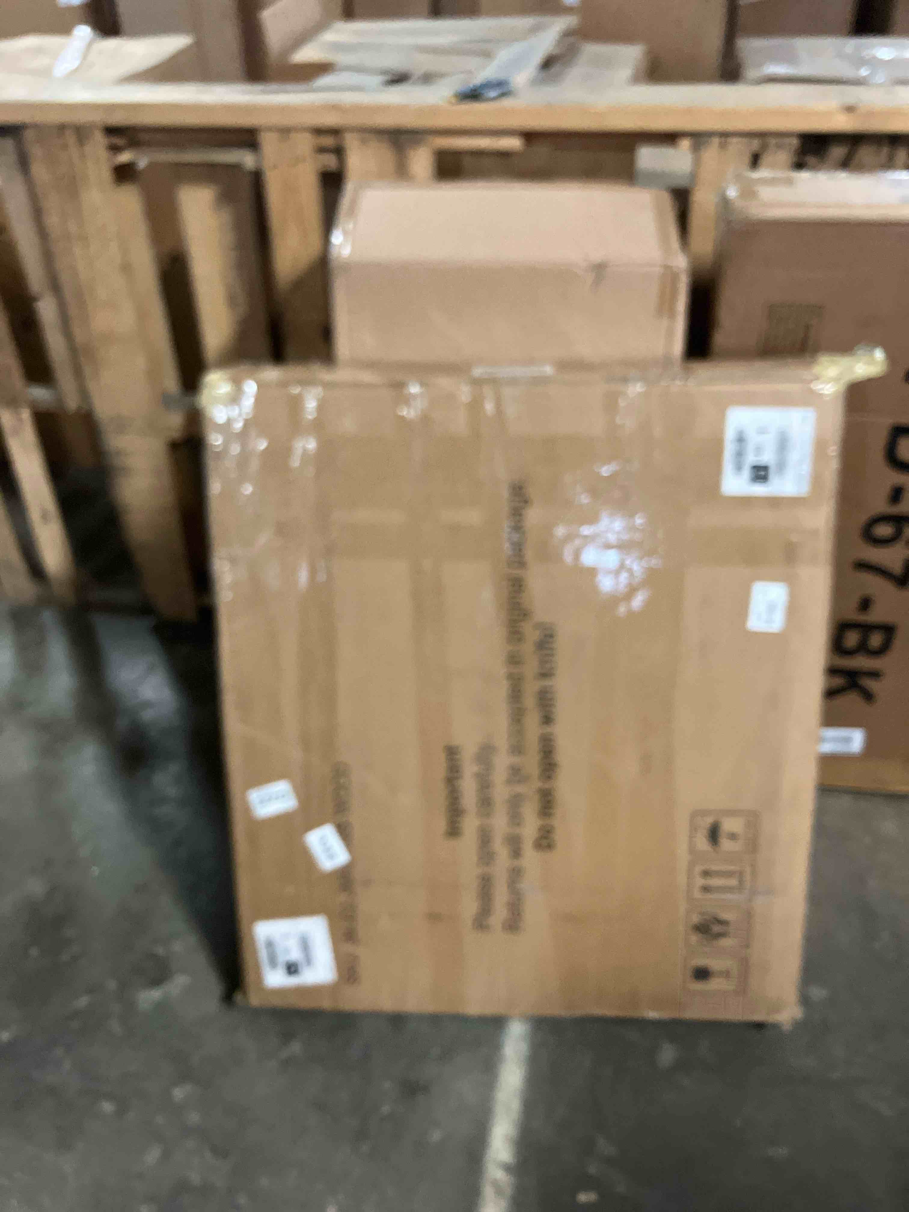 https://s3.amazonaws.com/lotting-images-prod/phillipi/BLU6458896_1725557949501.jpeg