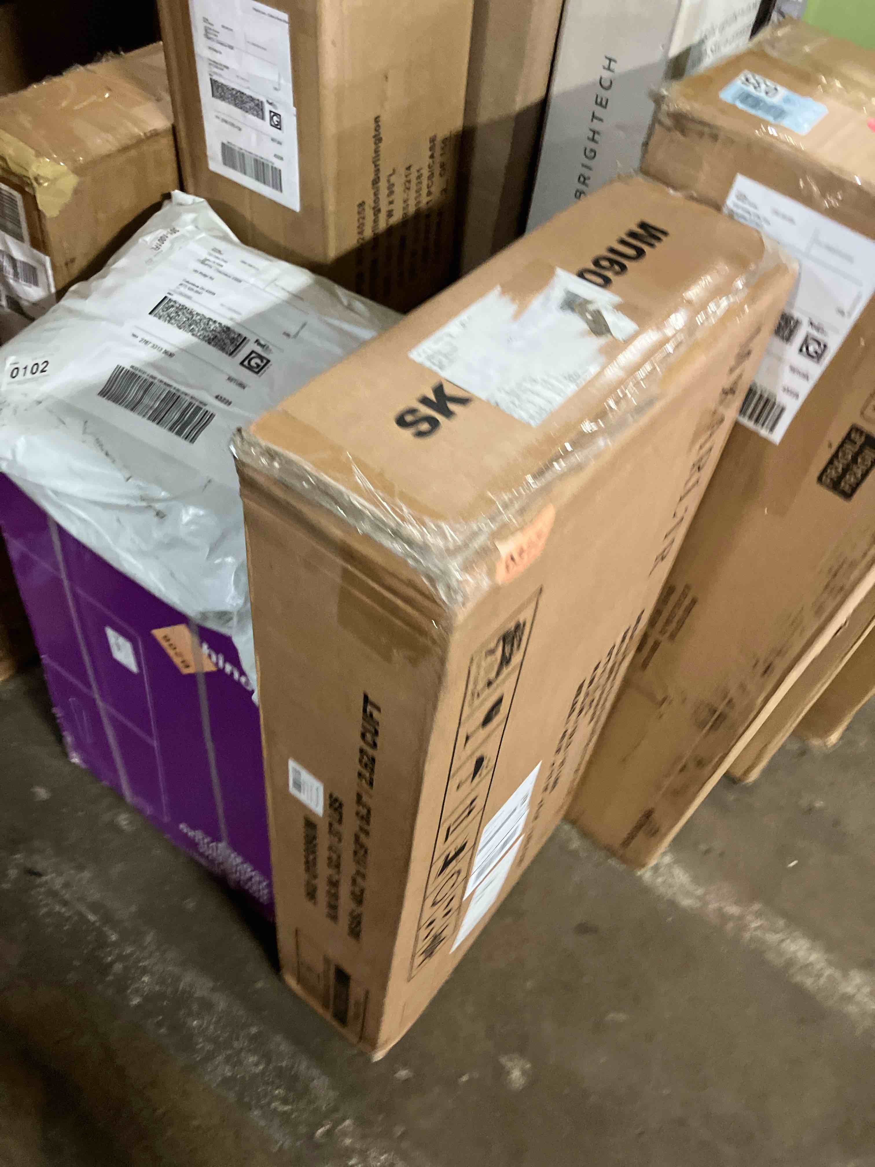 https://s3.amazonaws.com/lotting-images-prod/phillipi/BLU6458925_1725560134873.jpeg