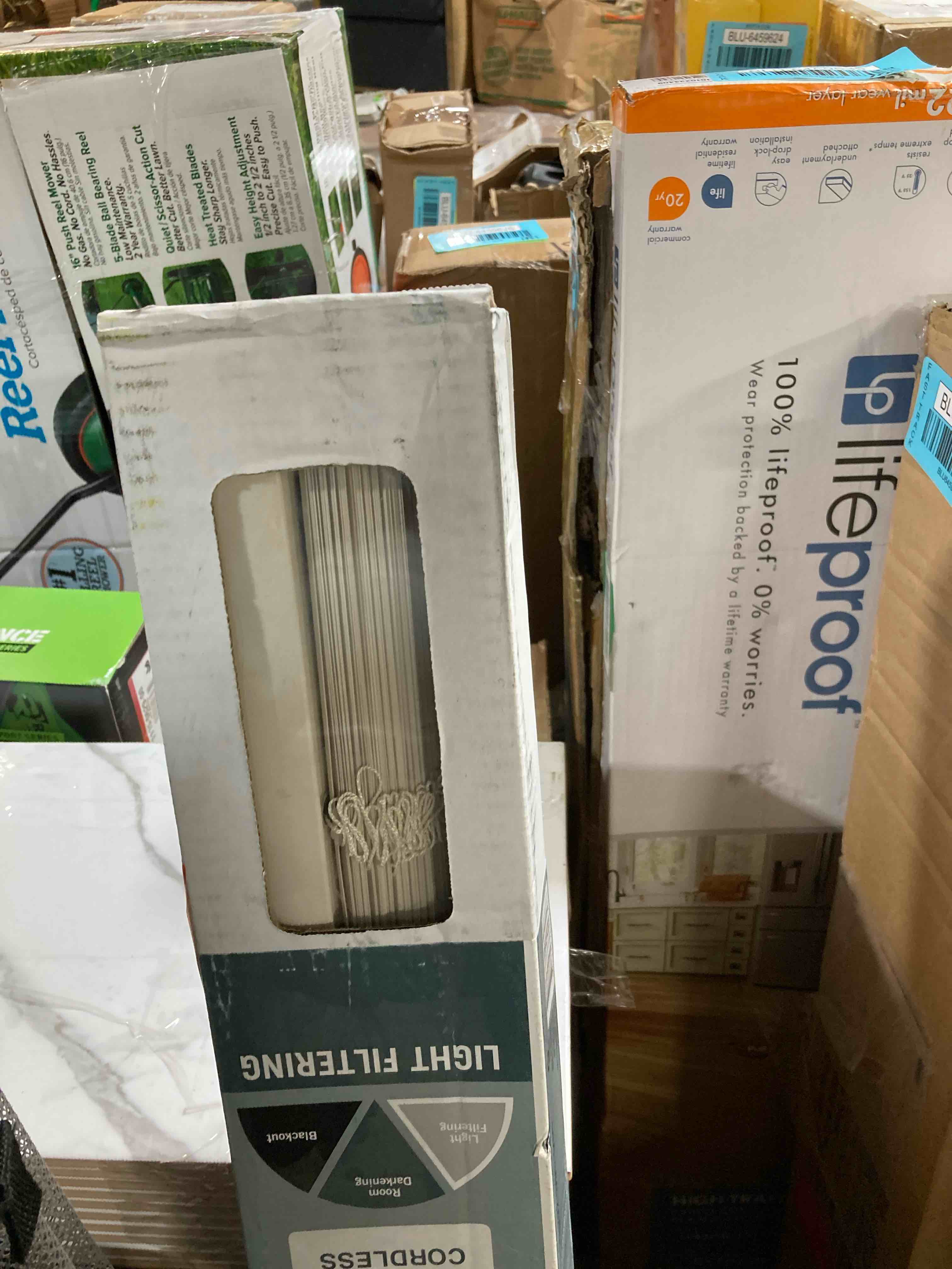 https://s3.amazonaws.com/lotting-images-prod/phillipi/BLU6459642_1719844730549.jpeg