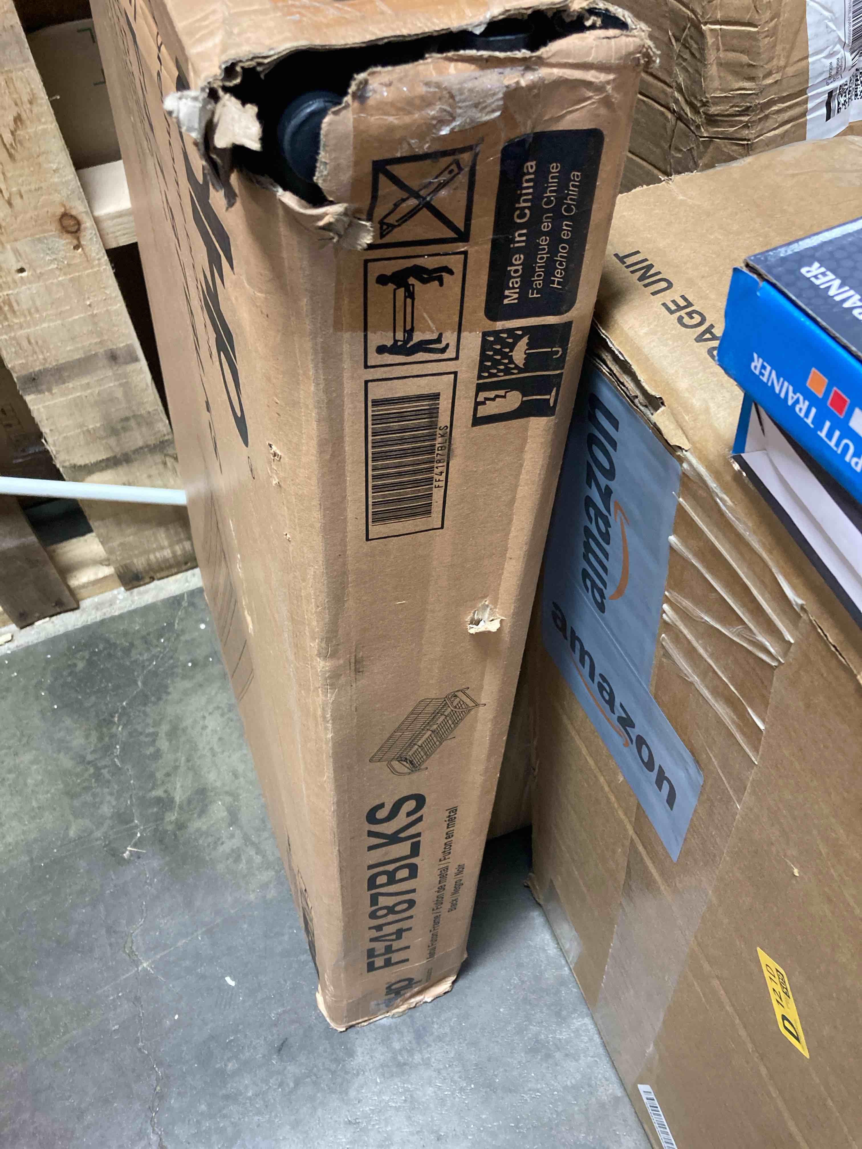 https://s3.amazonaws.com/lotting-images-prod/phillipi/BLU6462629_1724425565802.jpeg