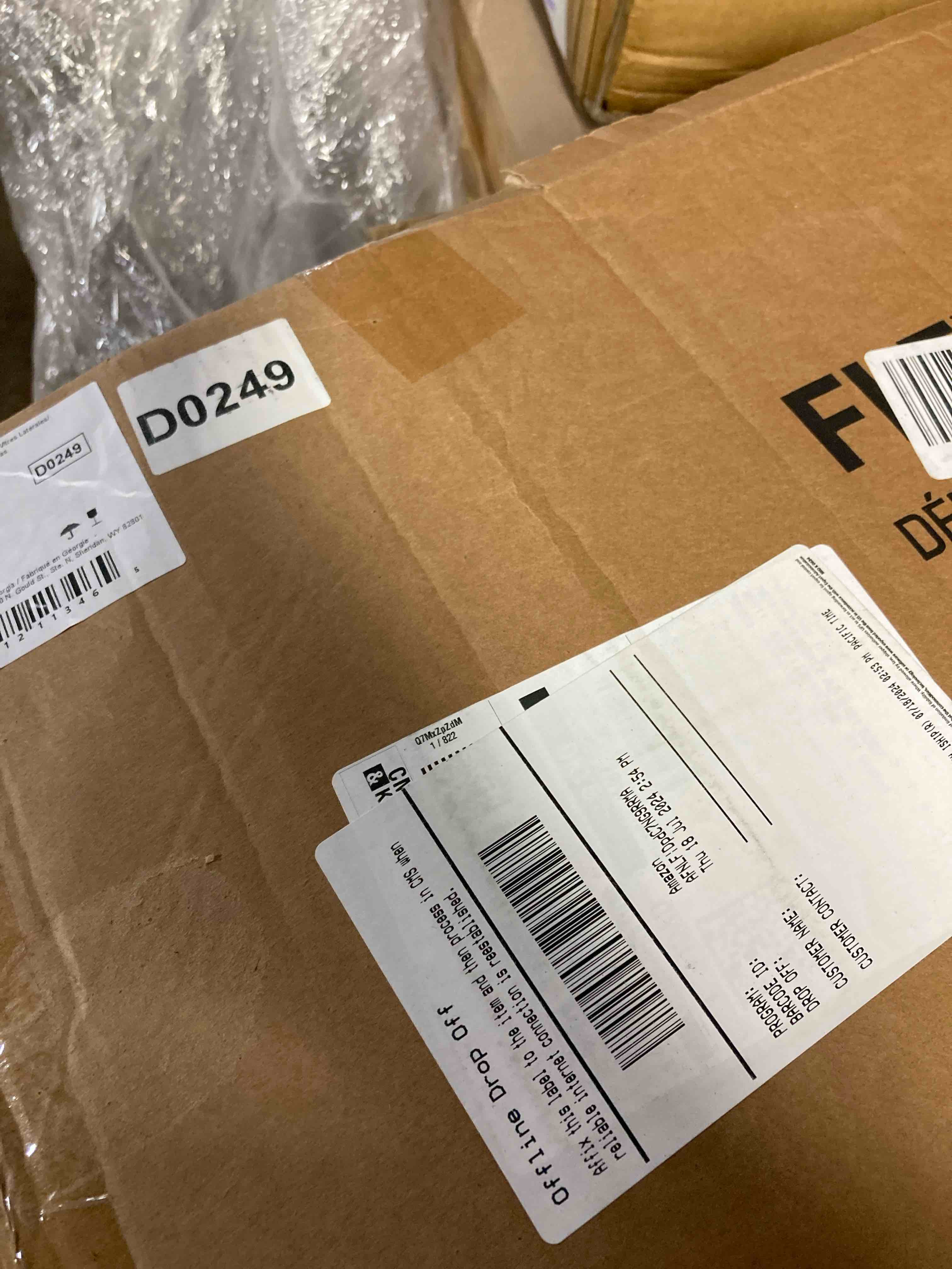 https://s3.amazonaws.com/lotting-images-prod/phillipi/BLU6462647_1724427743557.jpeg