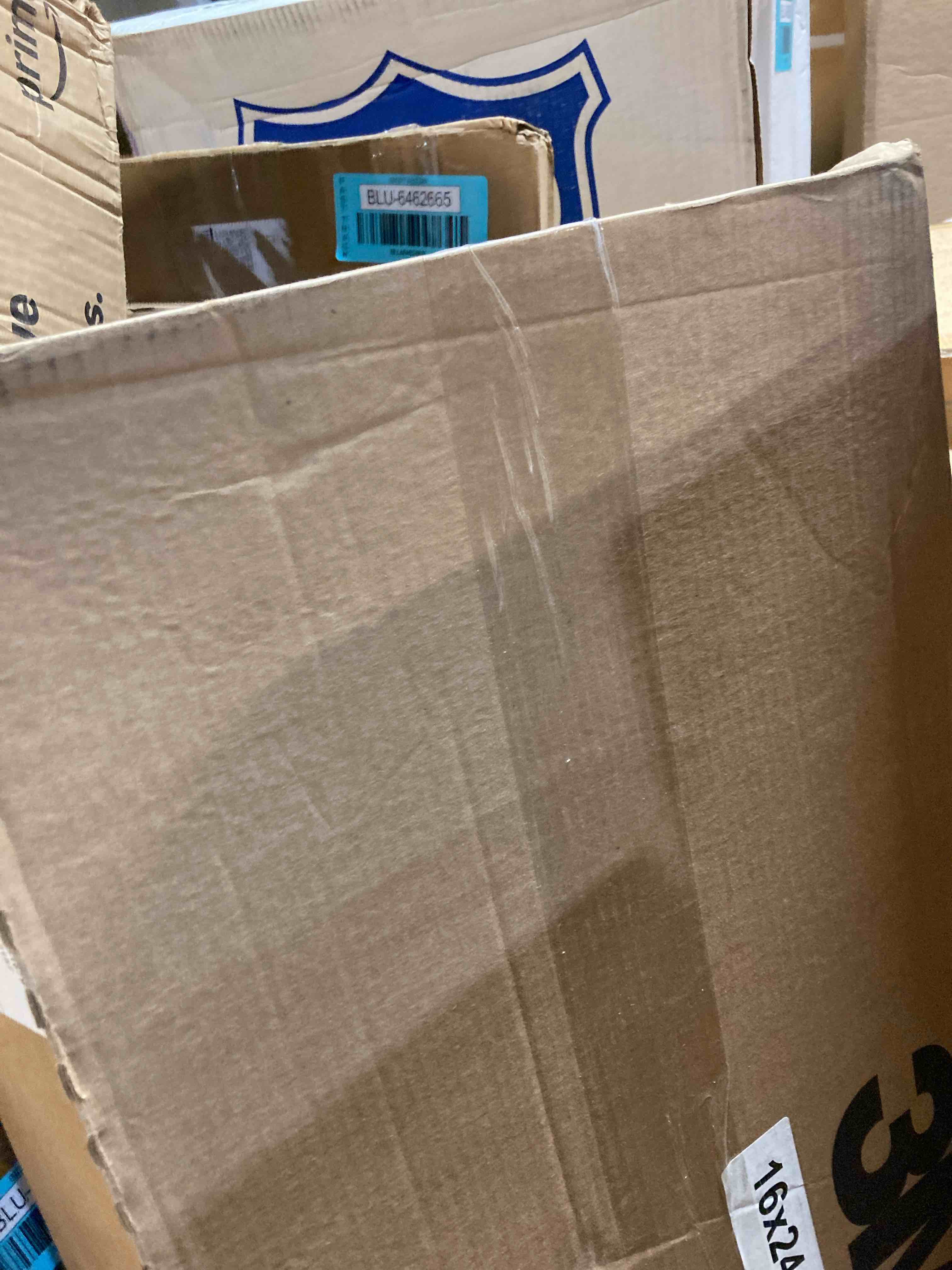 https://s3.amazonaws.com/lotting-images-prod/phillipi/BLU6462671_1724430598757.jpeg