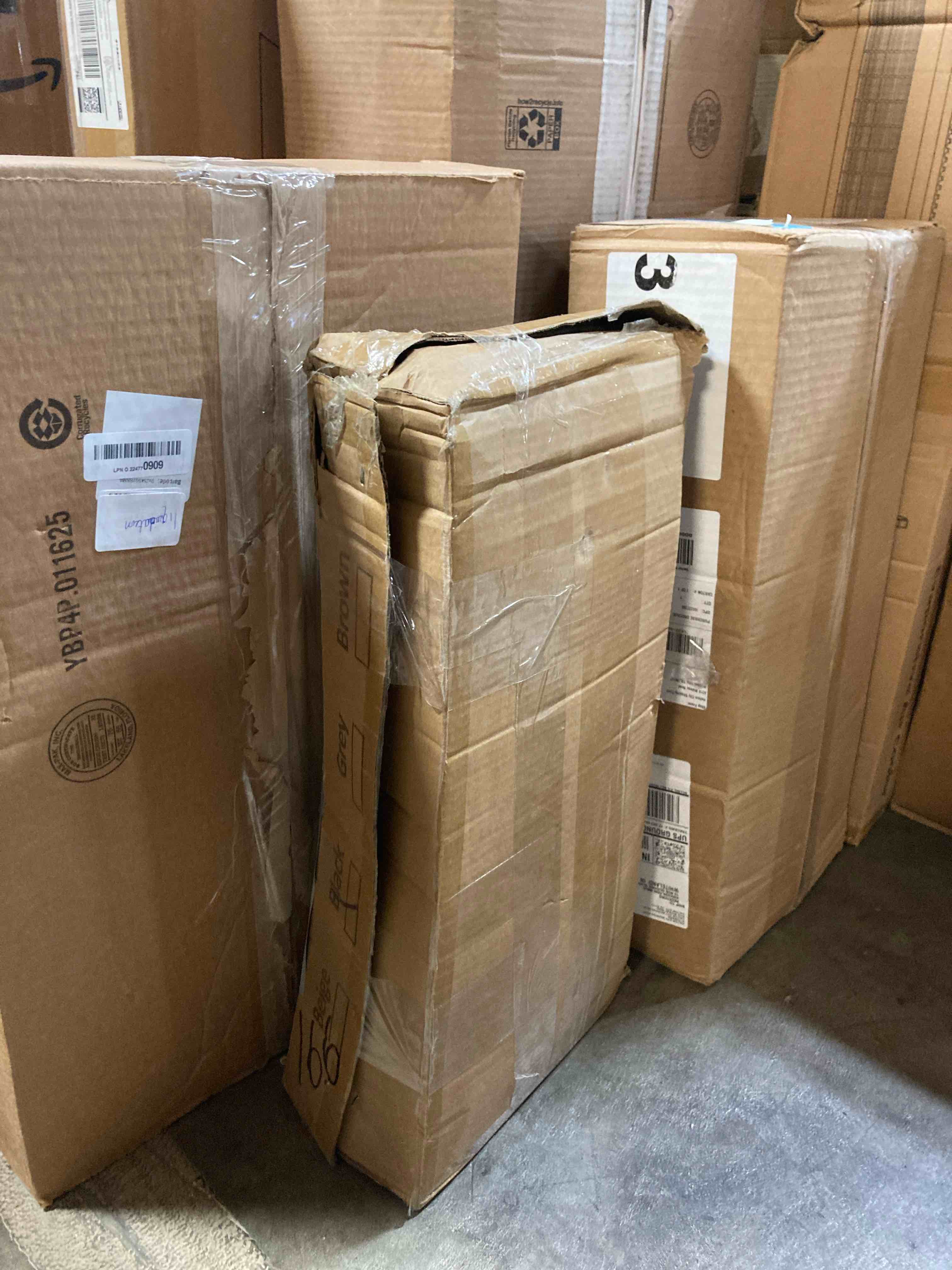 https://s3.amazonaws.com/lotting-images-prod/phillipi/BLU6463774_1727966250863.jpeg