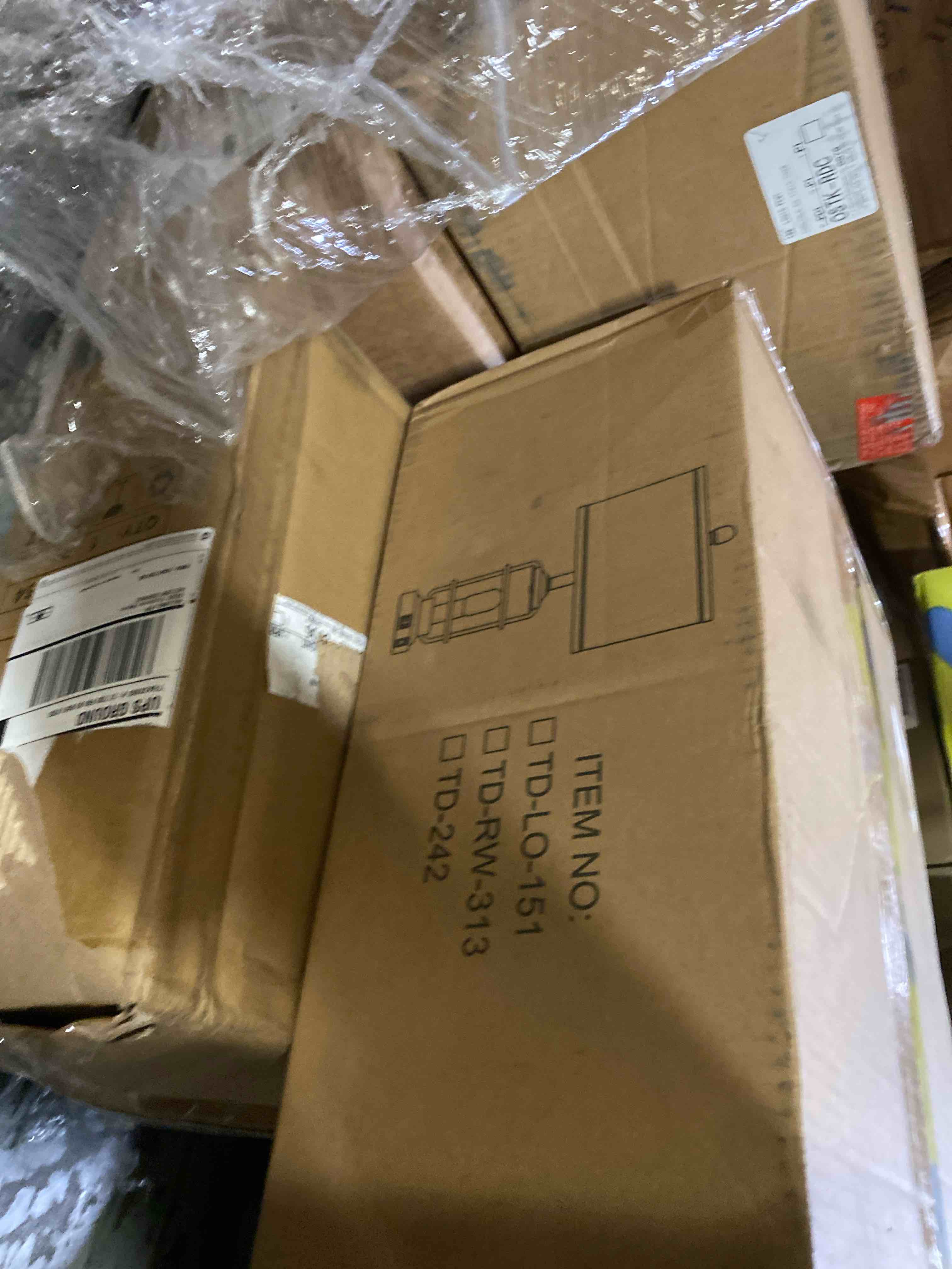 https://s3.amazonaws.com/lotting-images-prod/phillipi/BRN0098201_1729110759858.jpeg