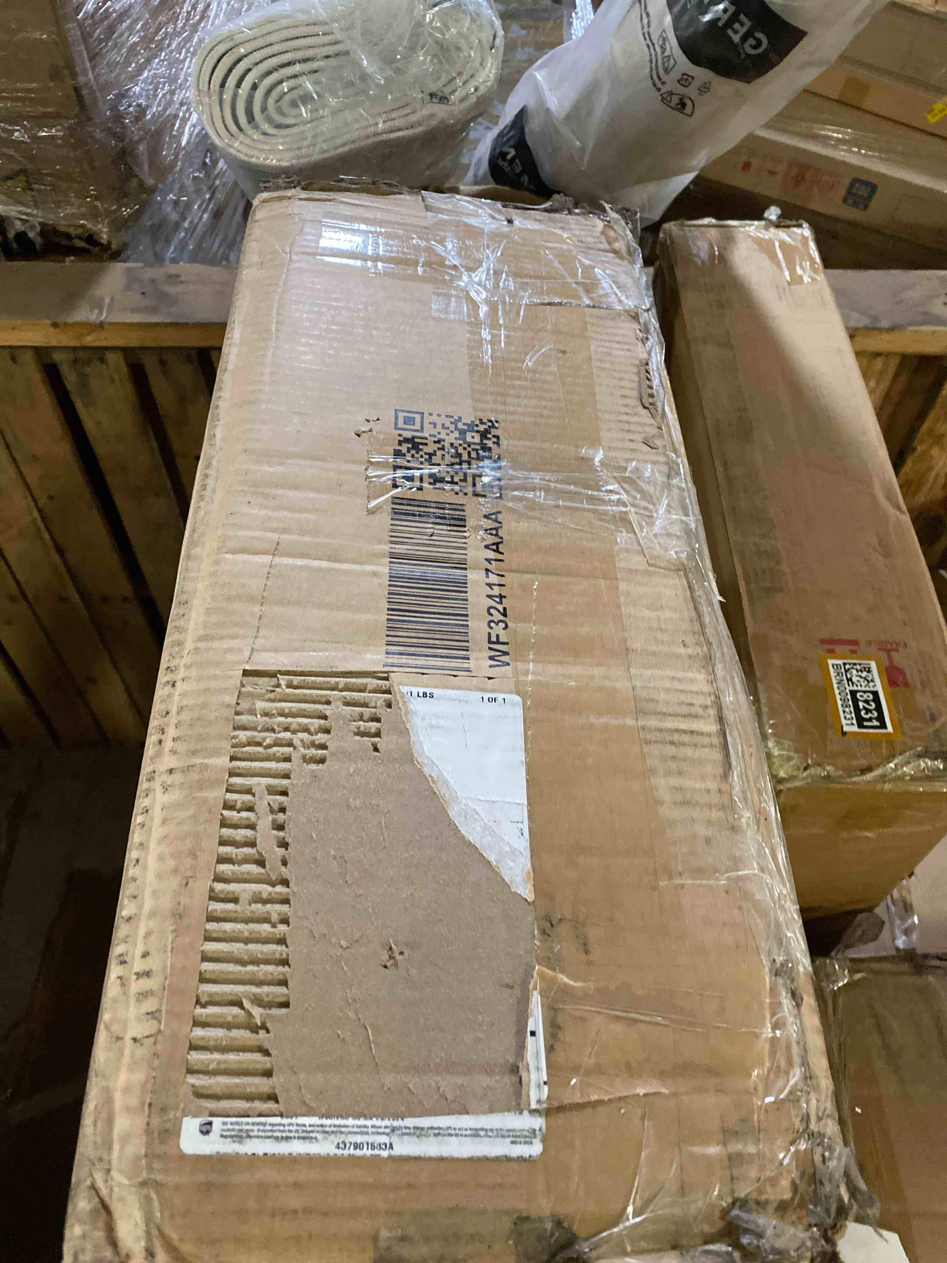 https://s3.amazonaws.com/lotting-images-prod/phillipi/BRN0098243_1729185067402.jpeg
