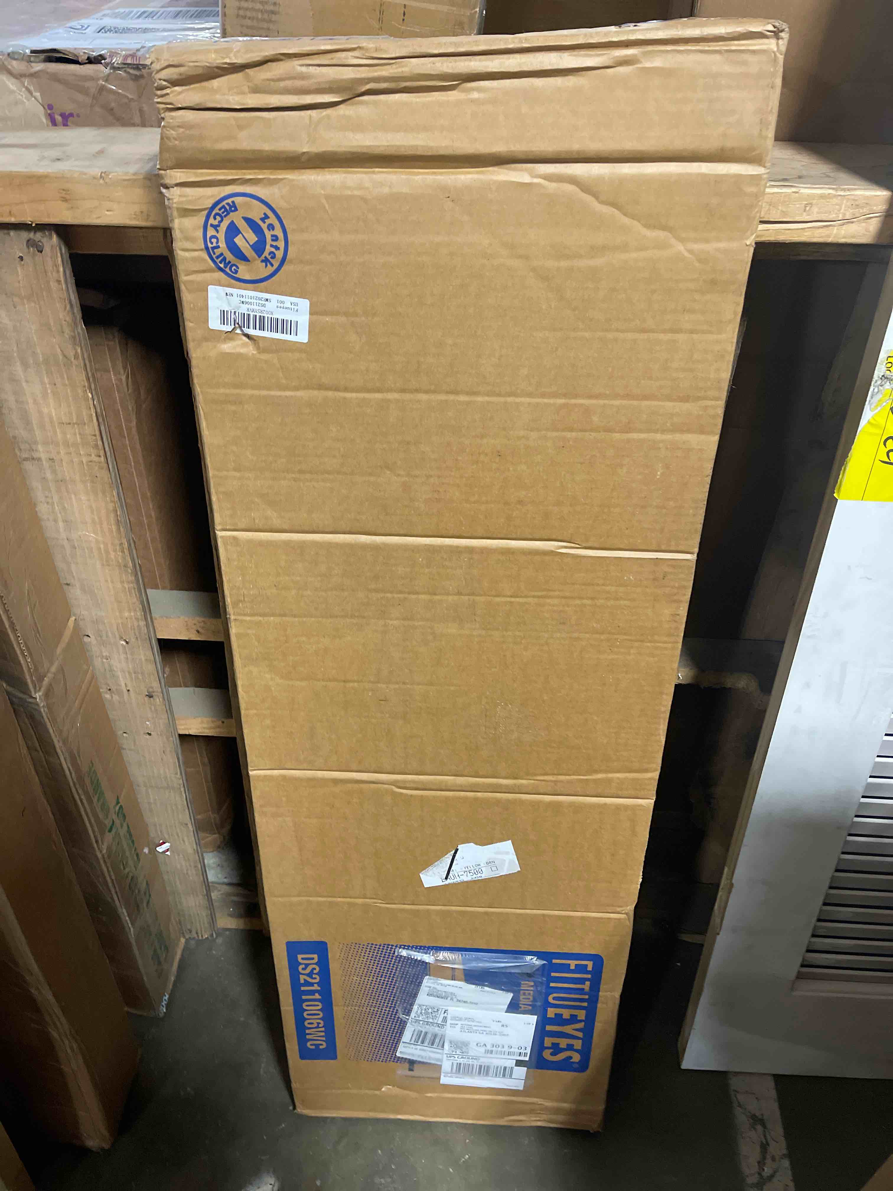 https://s3.amazonaws.com/lotting-images-prod/phillipi/BRN0098275_1729108455885.jpeg