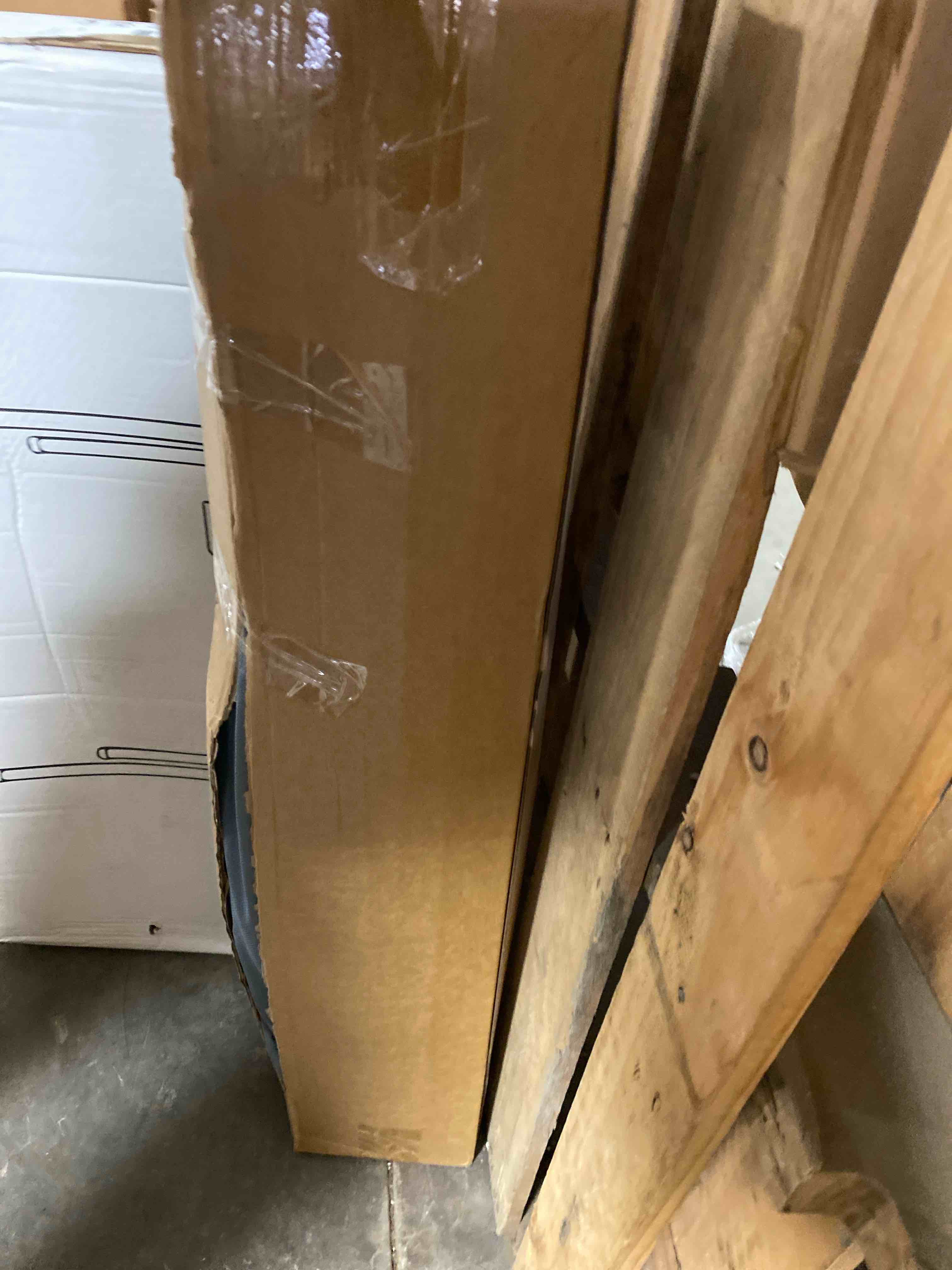 https://s3.amazonaws.com/lotting-images-prod/phillipi/BRN0099226_1728395720747.jpeg