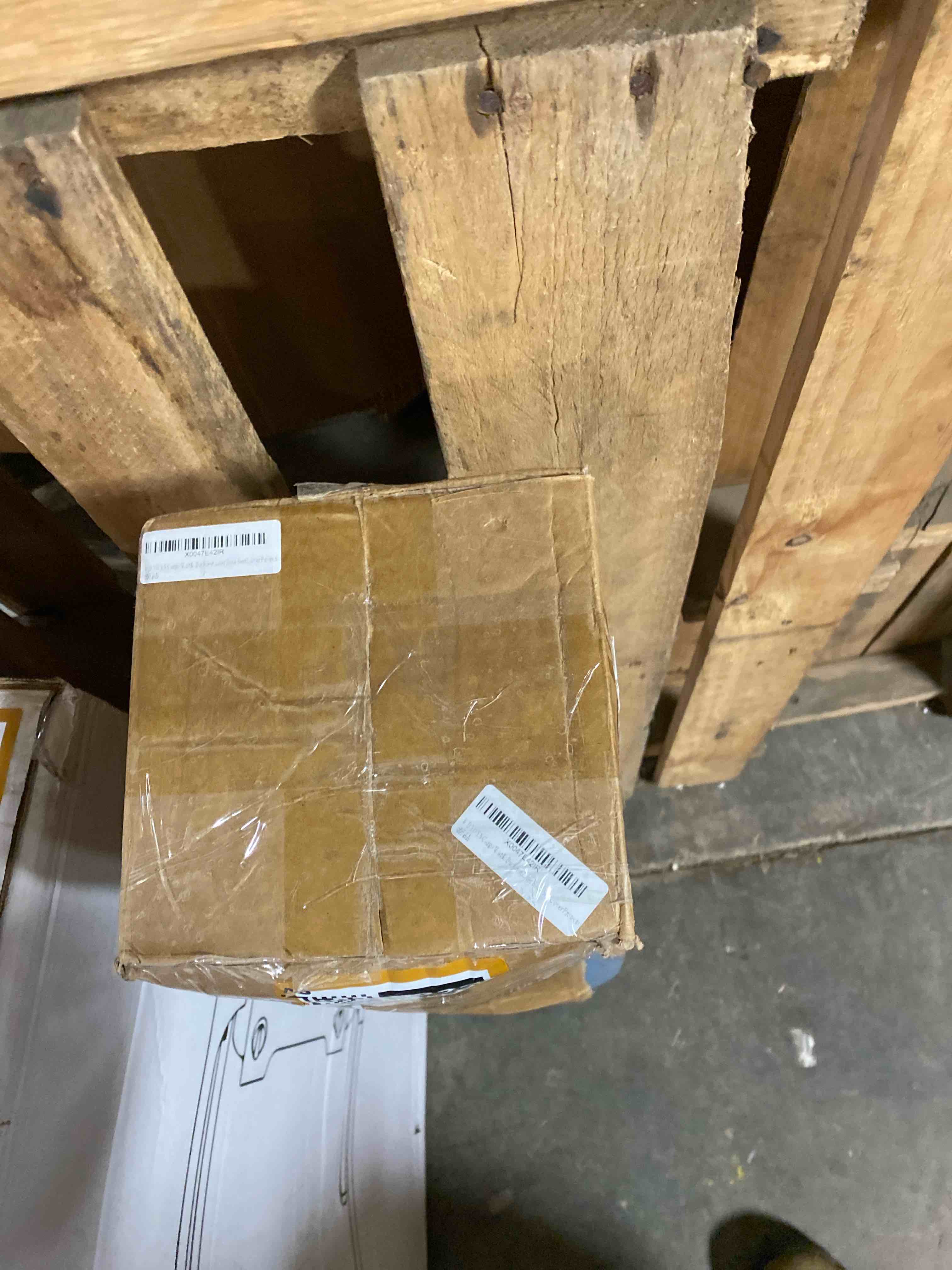 https://s3.amazonaws.com/lotting-images-prod/phillipi/BRN0099226_1728395722875.jpeg
