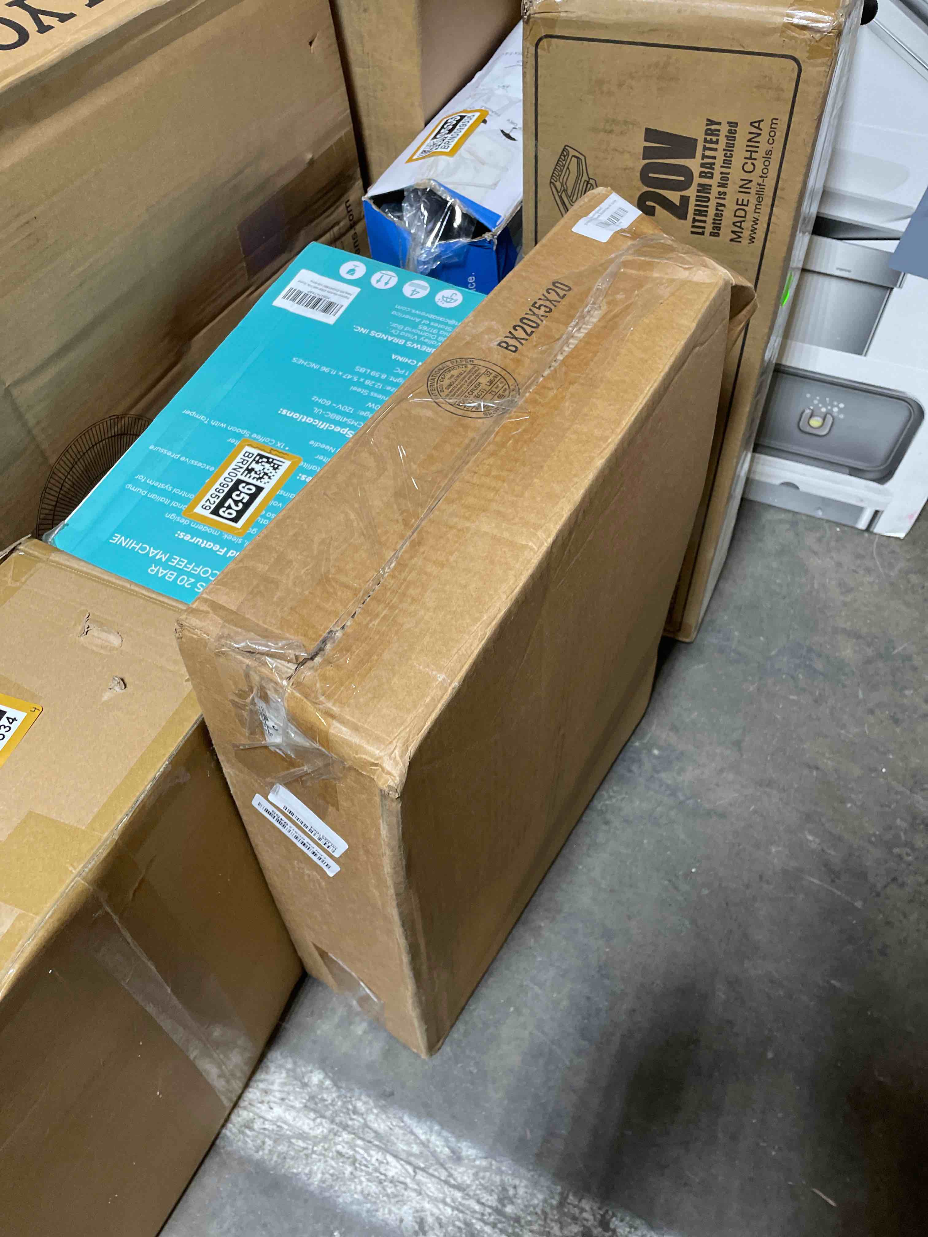 https://s3.amazonaws.com/lotting-images-prod/phillipi/BRN0099536_1728079777279.jpeg