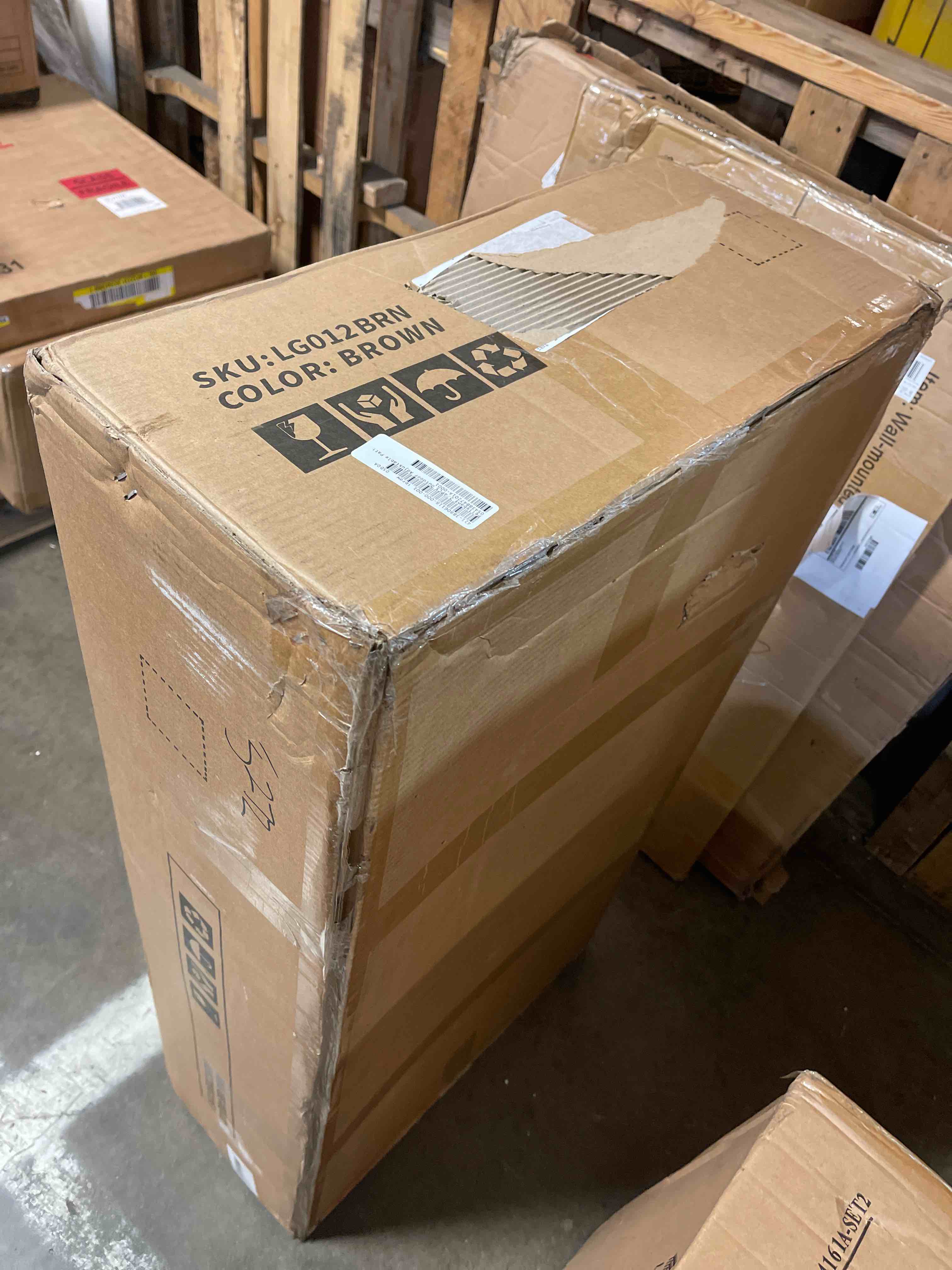 https://s3.amazonaws.com/lotting-images-prod/phillipi/BRN0099579_1728054677872.jpeg