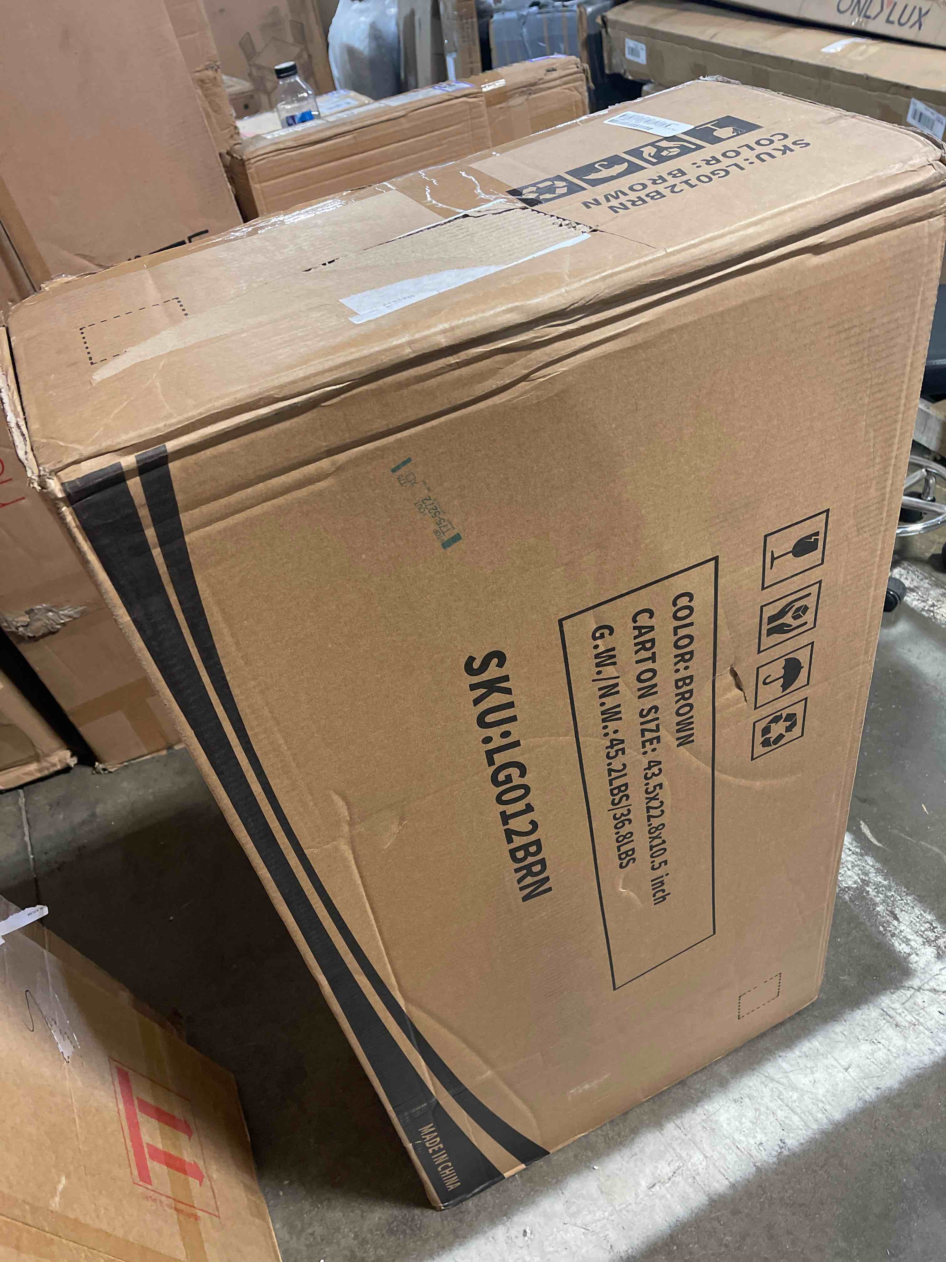 https://s3.amazonaws.com/lotting-images-prod/phillipi/BRN0099579_1728054684709.jpeg