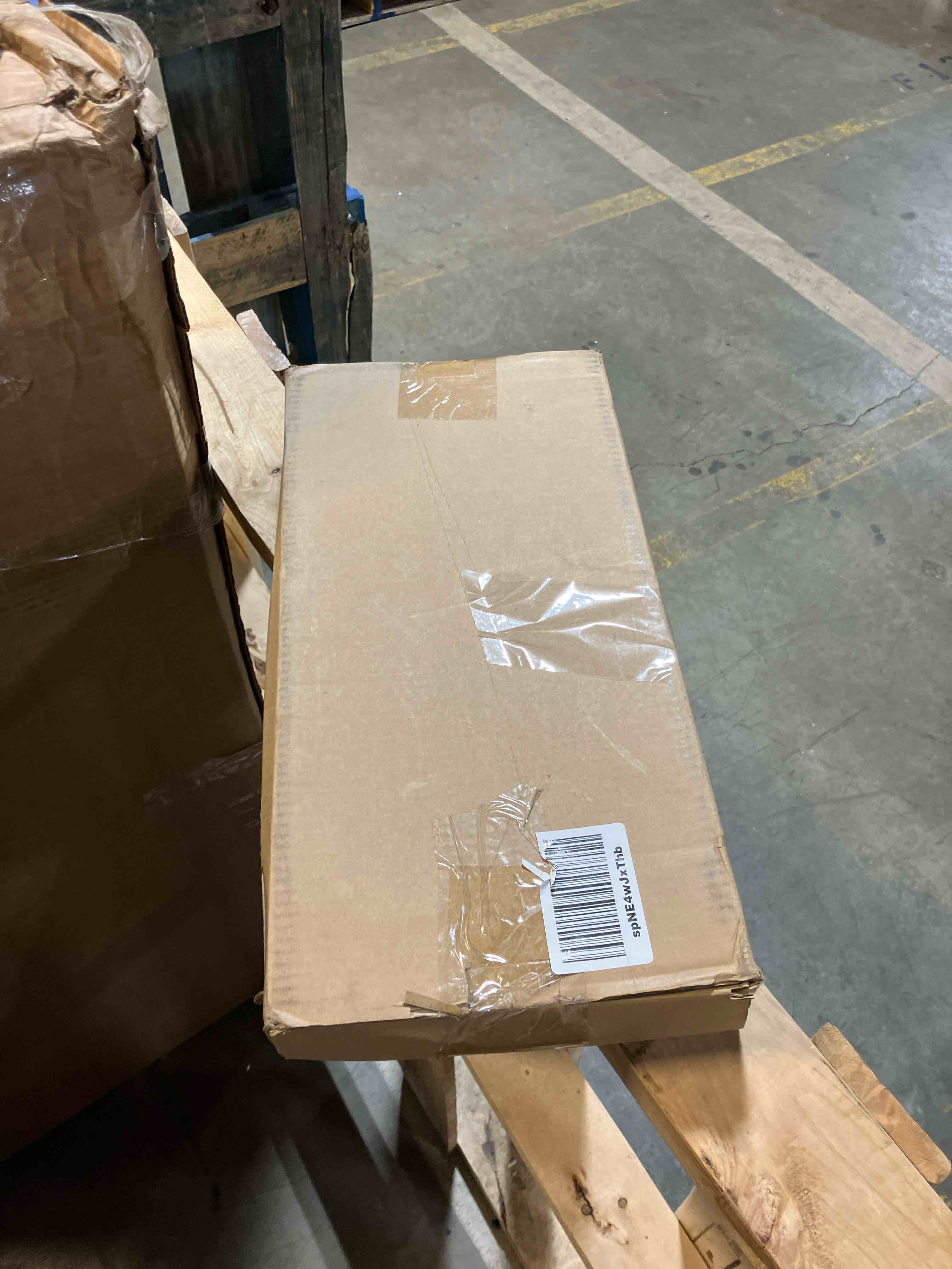 https://s3.amazonaws.com/lotting-images-prod/phillipi/BRN0102210_1742245518140.jpeg