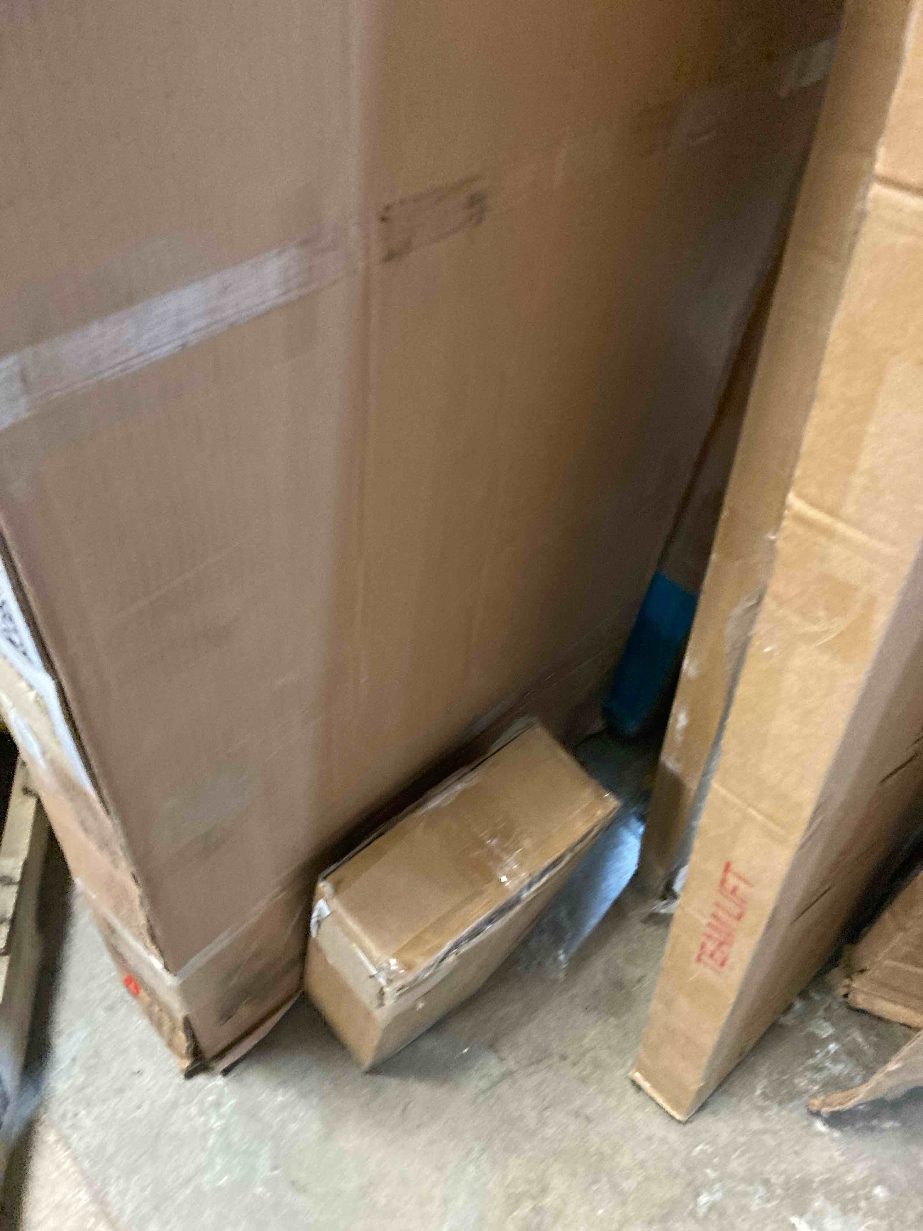 https://s3.amazonaws.com/lotting-images-prod/phillipi/BRN0102214_1742245042513.jpeg