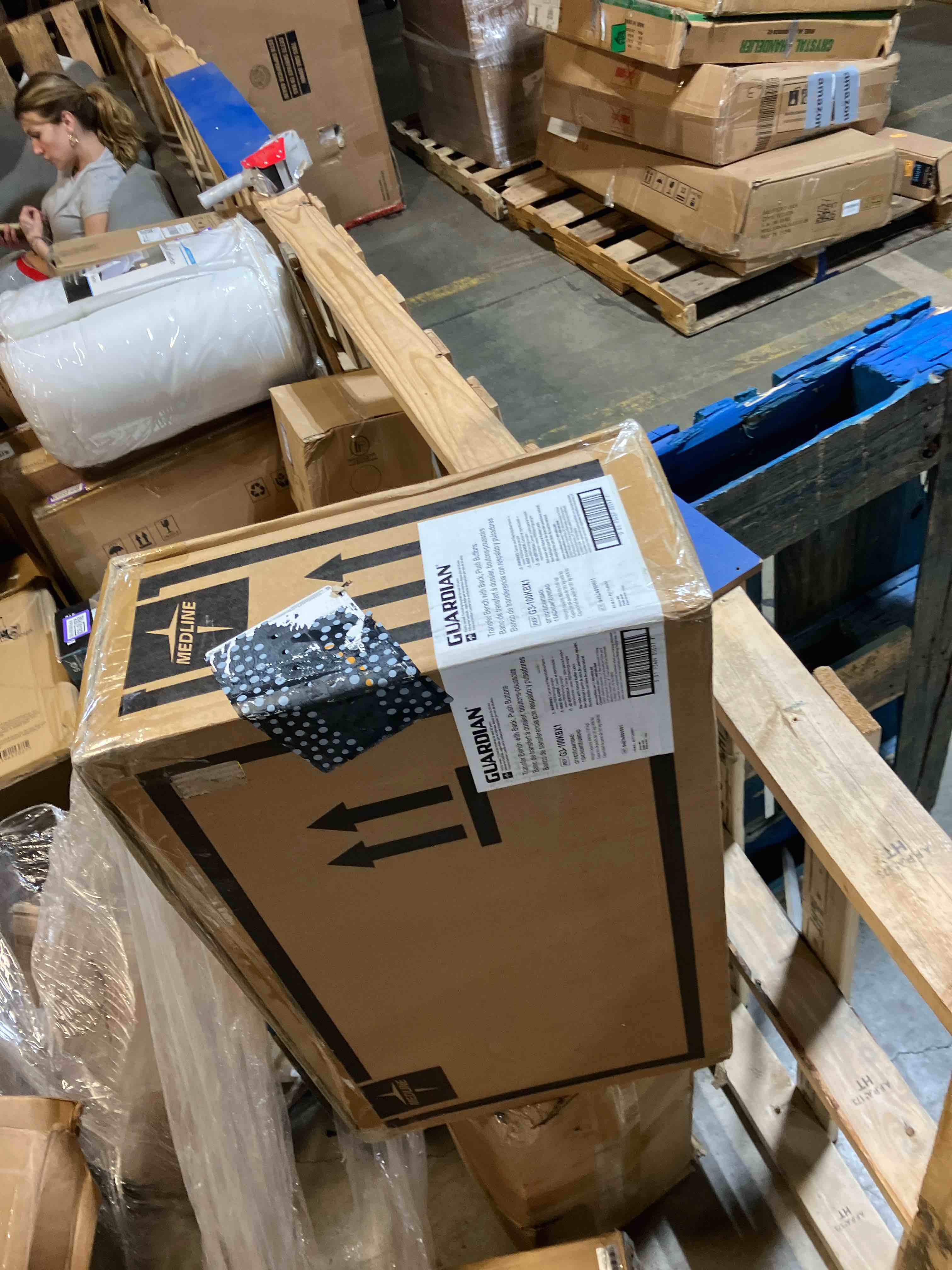 https://s3.amazonaws.com/lotting-images-prod/phillipi/BRN0102225_1742244137266.jpeg