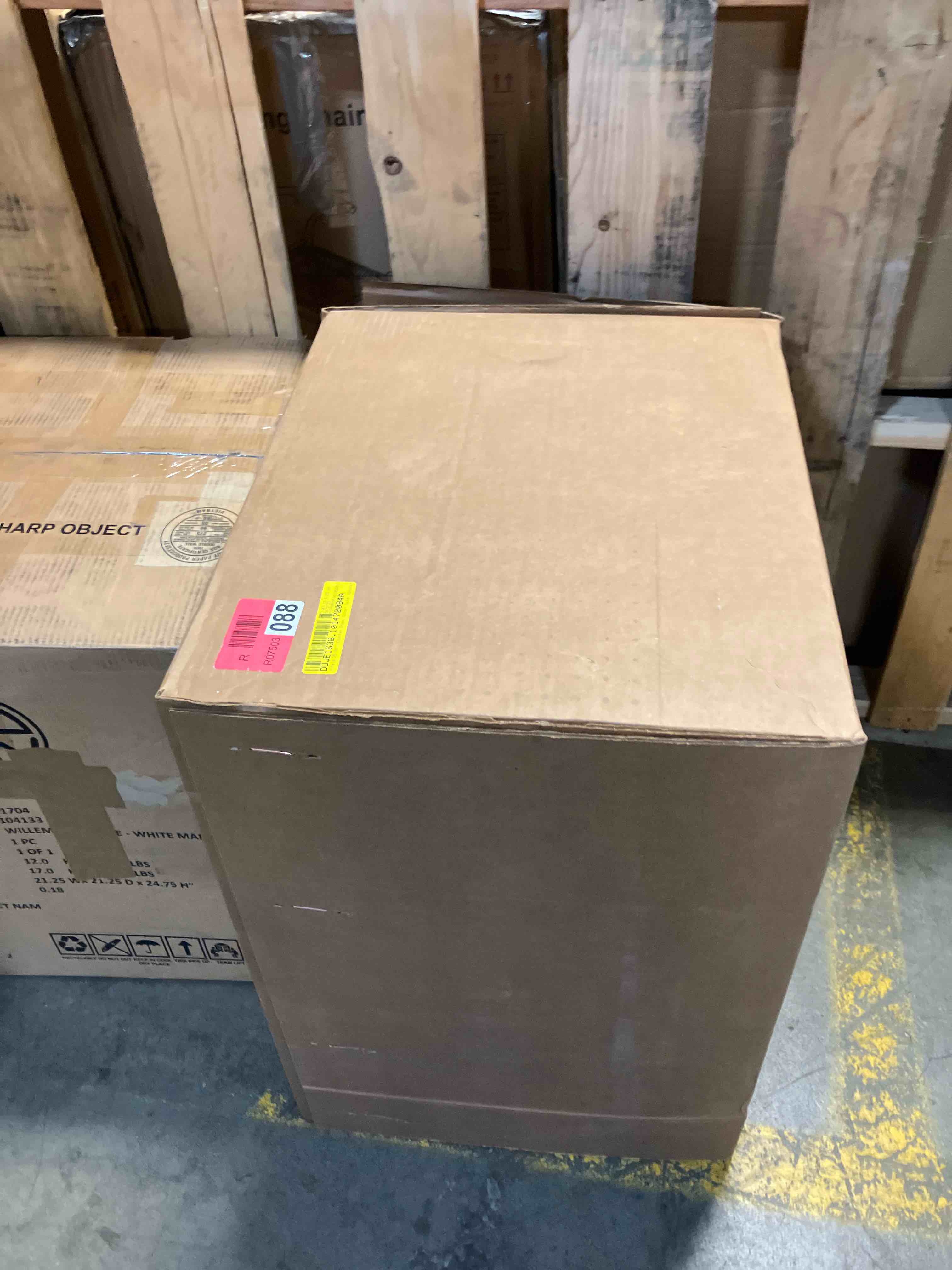 https://s3.amazonaws.com/lotting-images-prod/phillipi/BRN0102254_1740174151572.jpeg