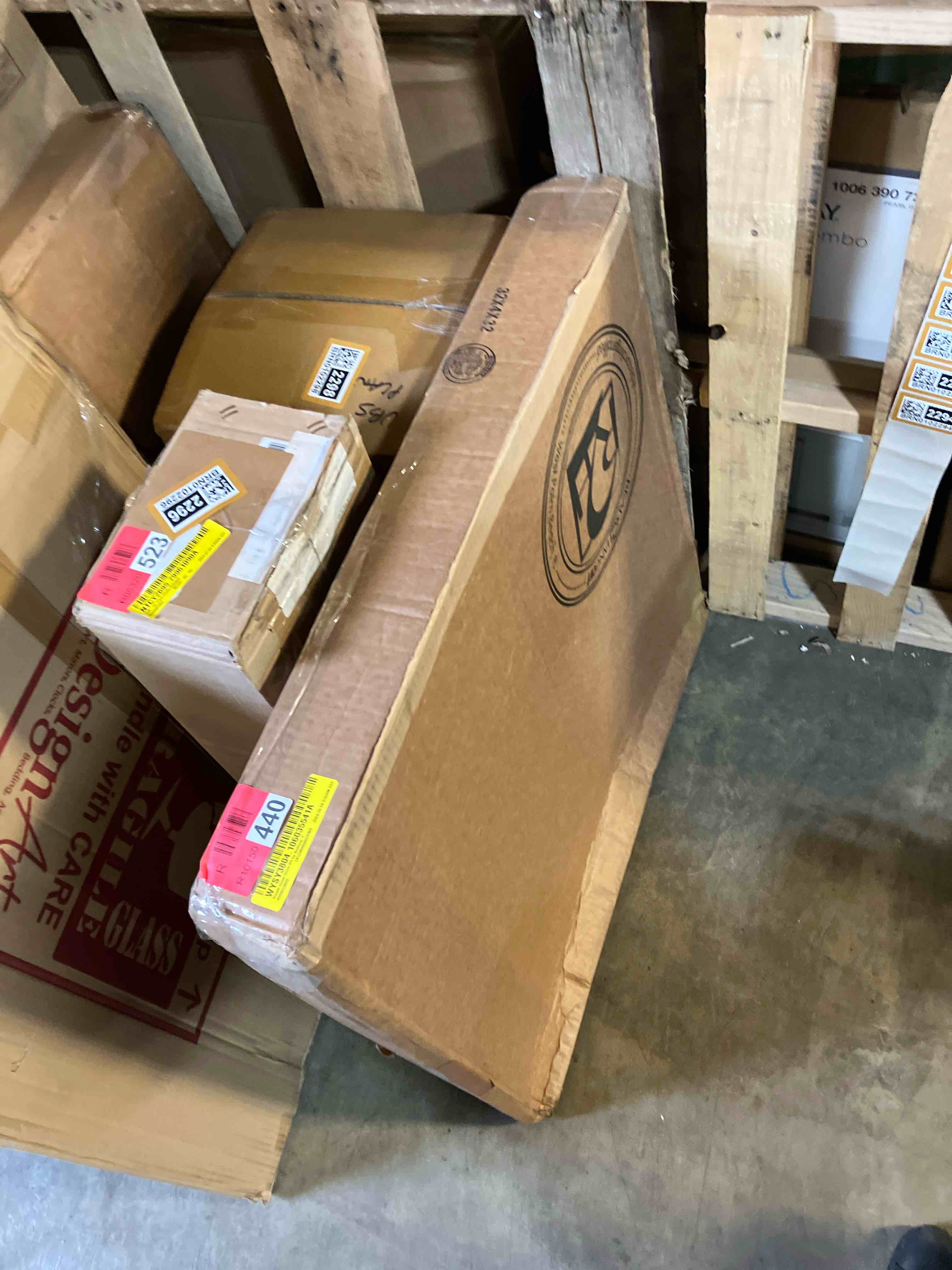 https://s3.amazonaws.com/lotting-images-prod/phillipi/BRN0102294_1740167092583.jpeg