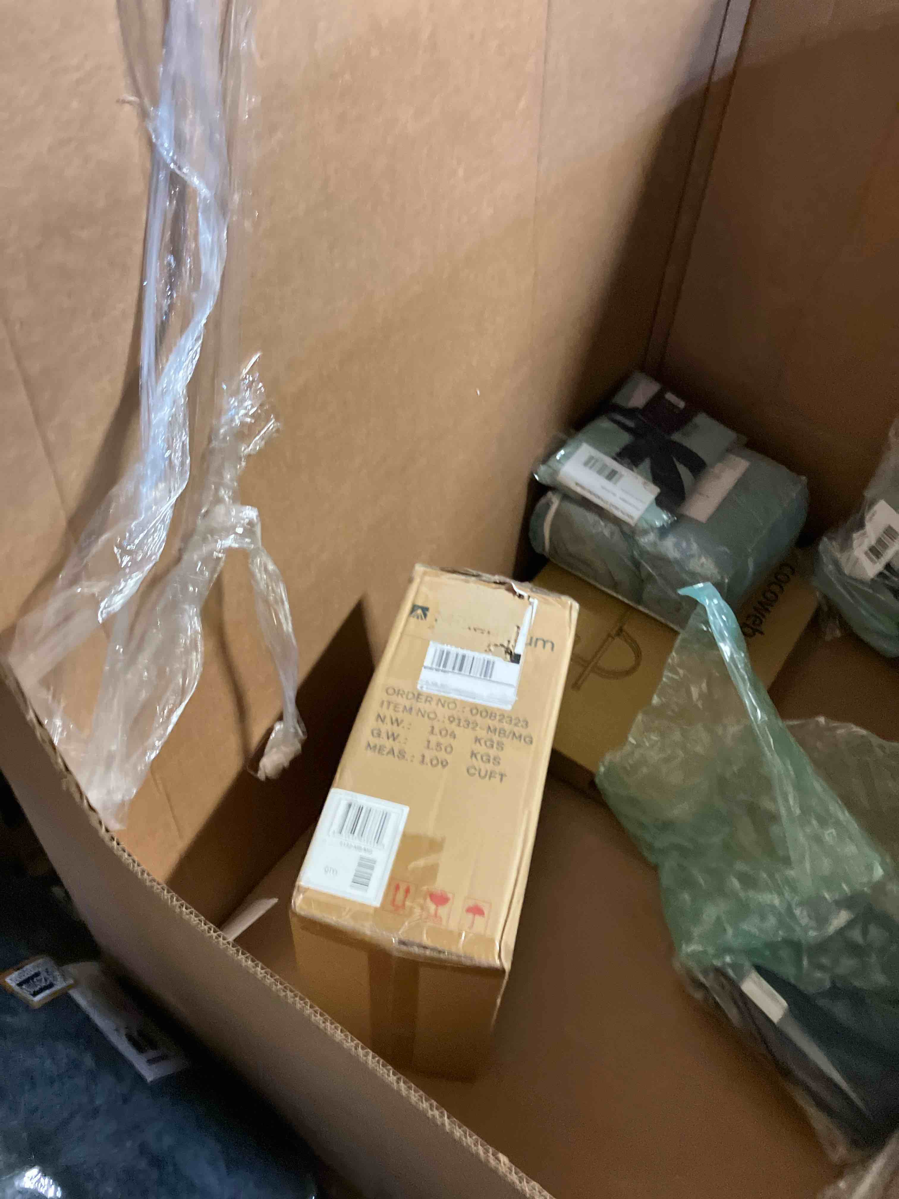 https://s3.amazonaws.com/lotting-images-prod/phillipi/BRN0102964_1738959237964.jpeg