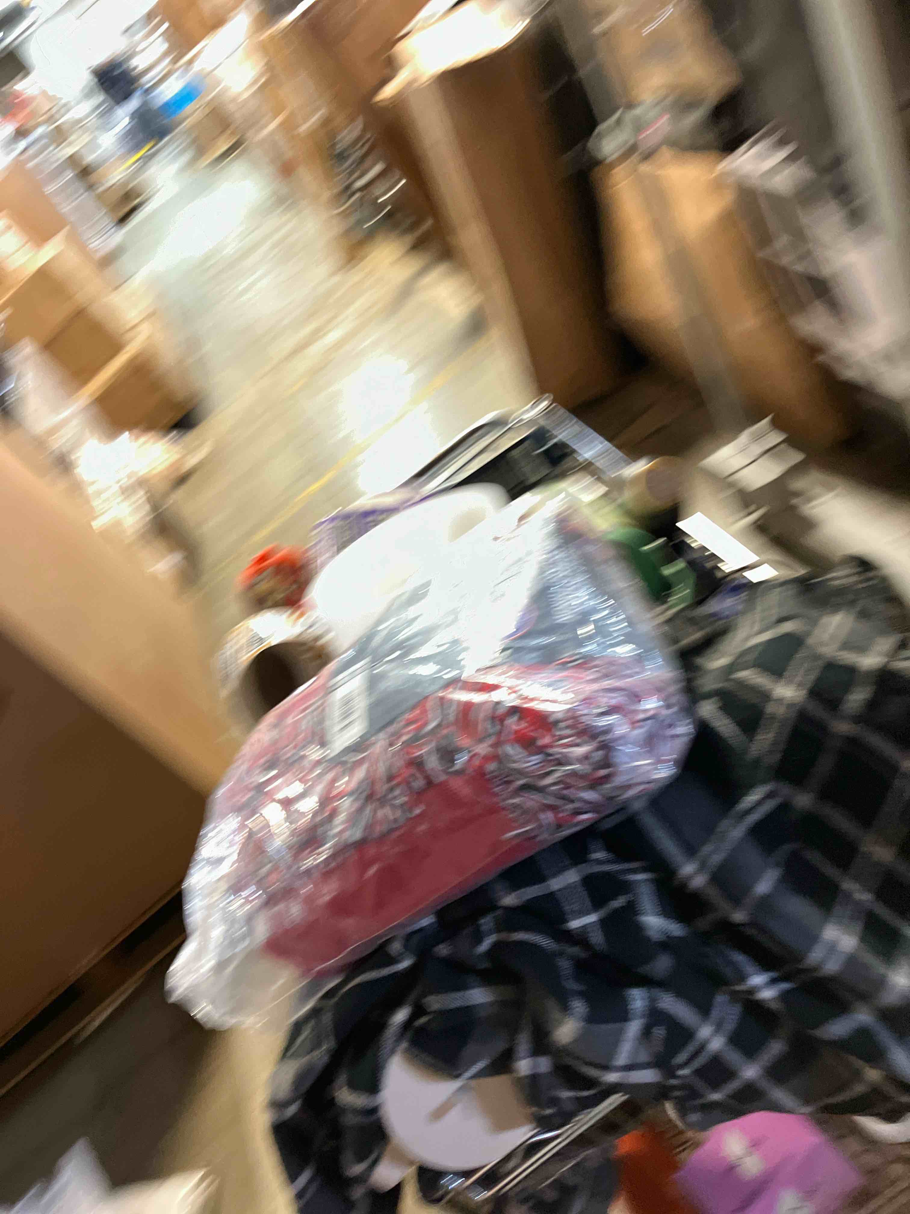 https://s3.amazonaws.com/lotting-images-prod/phillipi/BRN0102971_1738958805409.jpeg