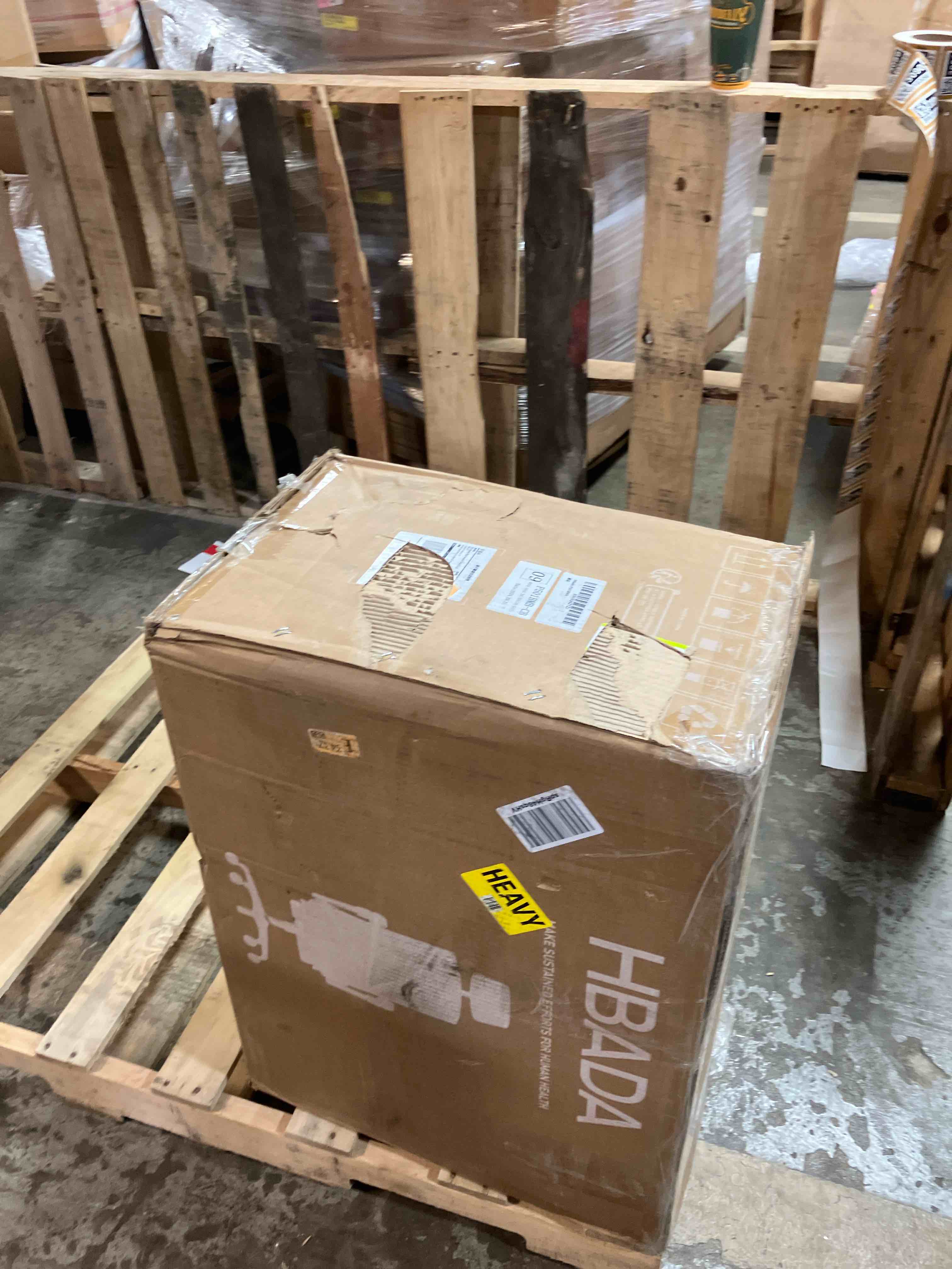 https://s3.amazonaws.com/lotting-images-prod/phillipi/BRN0103104_1738179575093.jpeg