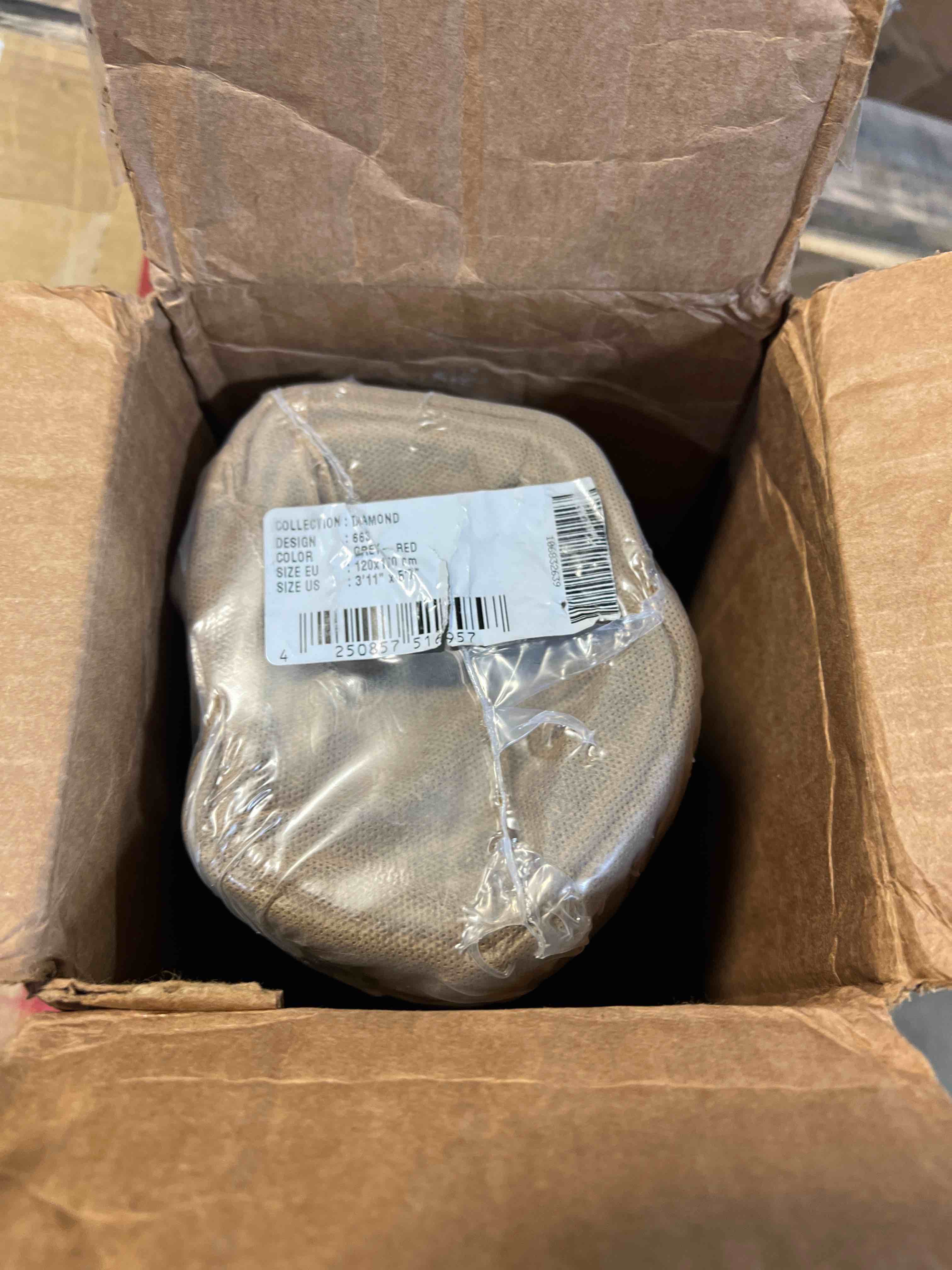https://s3.amazonaws.com/lotting-images-prod/phillipi/BRN0103722_1735246652810.jpeg