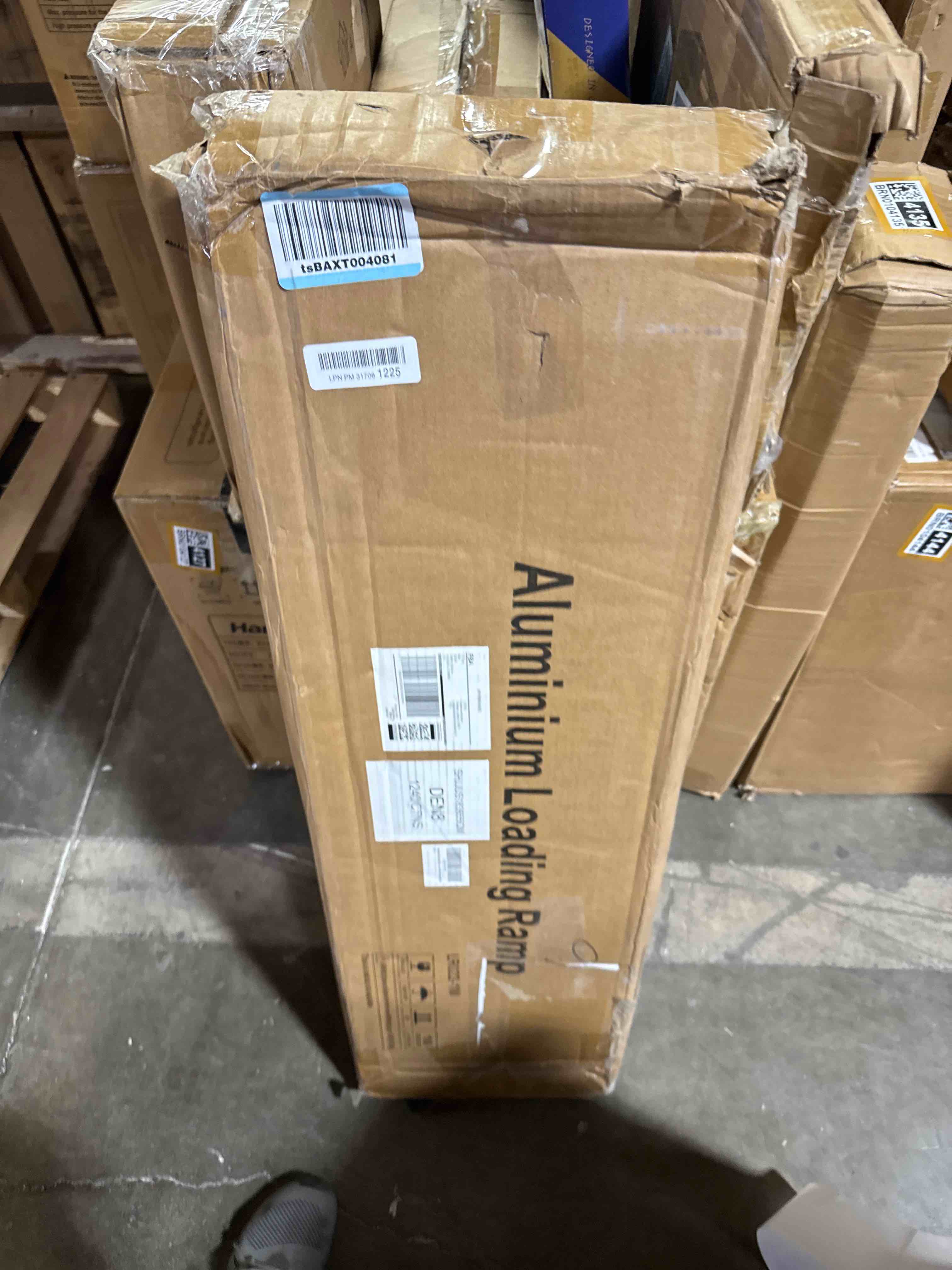 https://s3.amazonaws.com/lotting-images-prod/phillipi/BRN0104123_1758642539697.jpeg