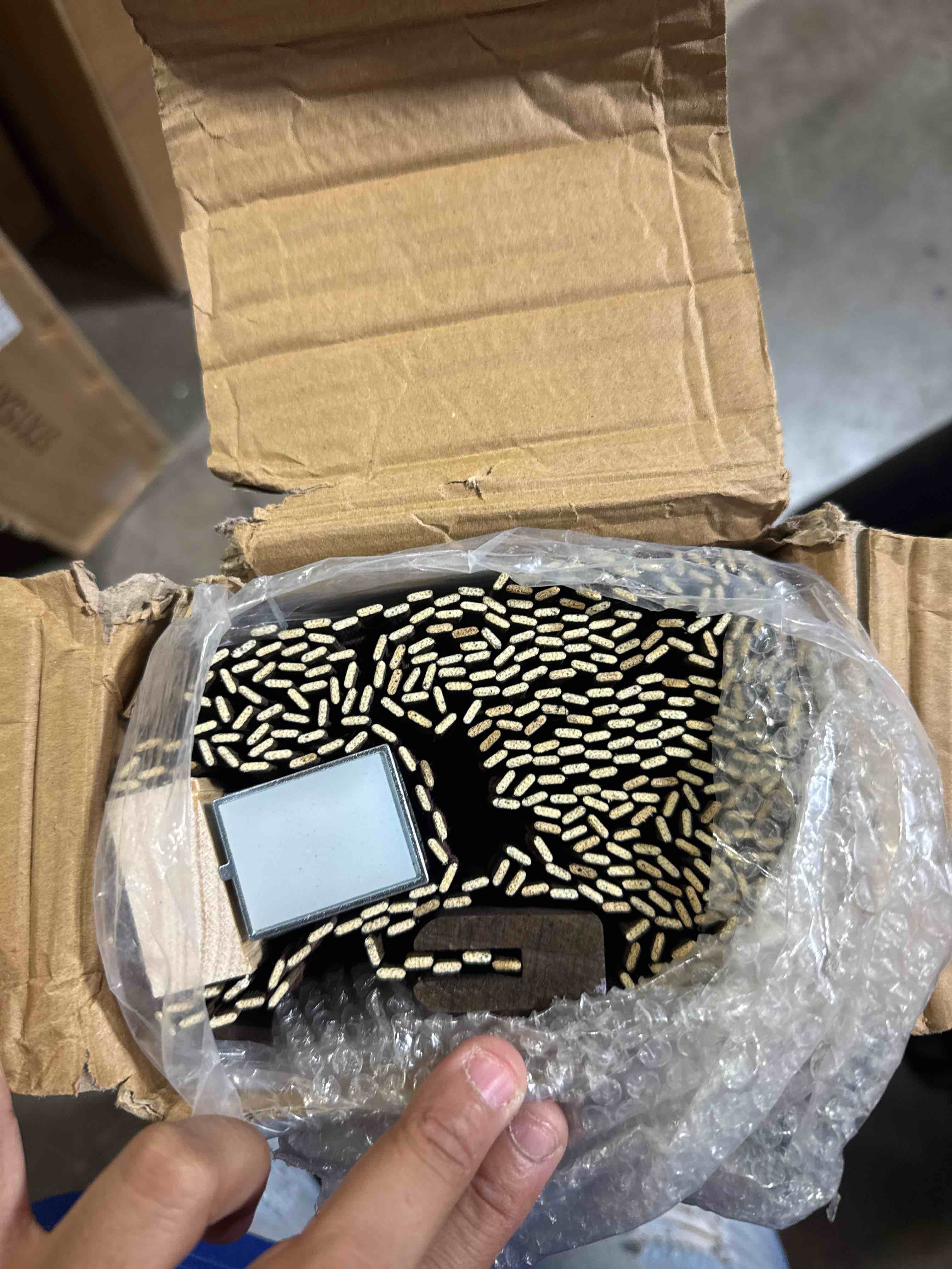 https://s3.amazonaws.com/lotting-images-prod/phillipi/BRN0104135_1758640995137.jpeg