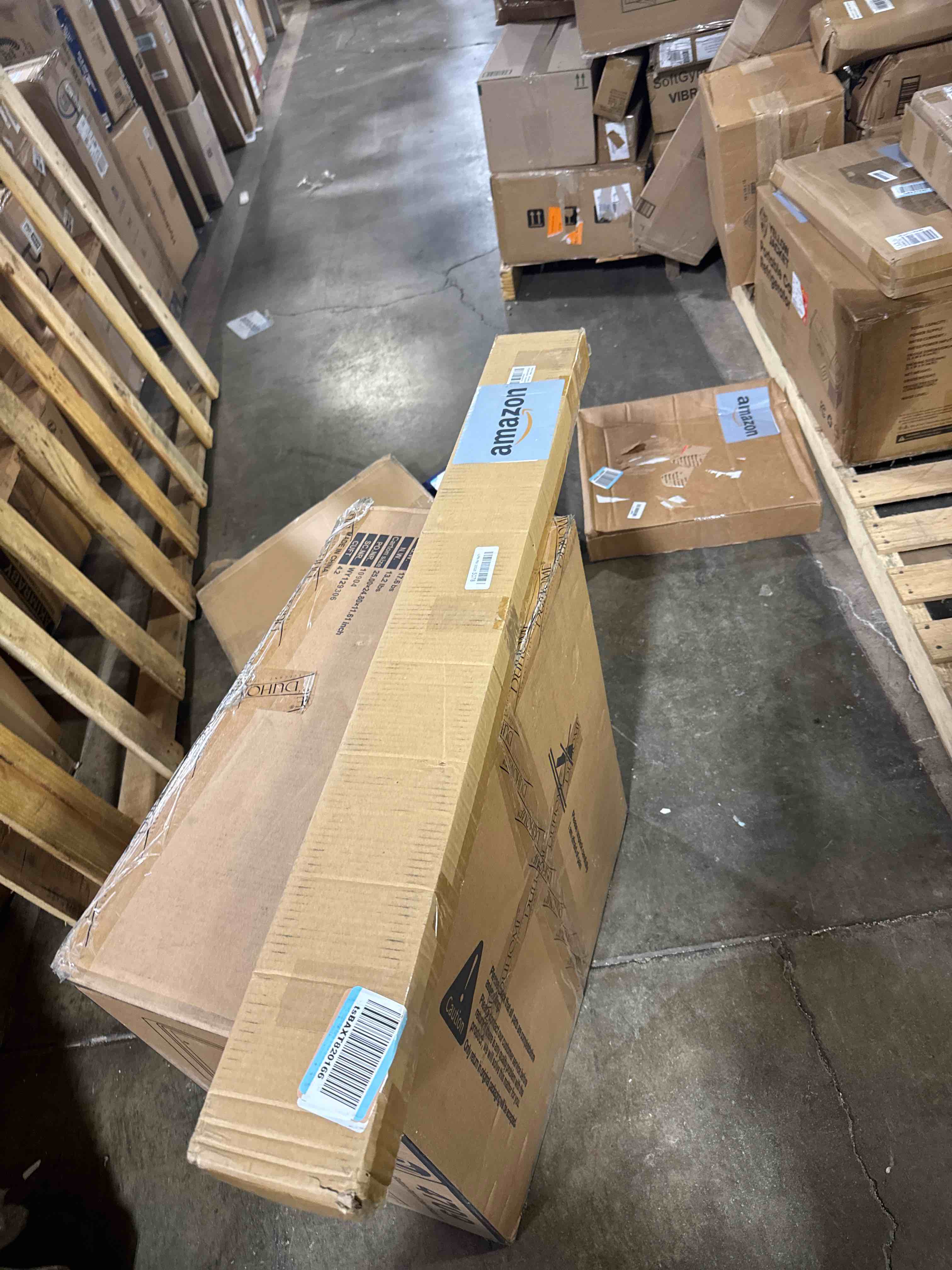 https://s3.amazonaws.com/lotting-images-prod/phillipi/BRN0104137_1758640805898.jpeg