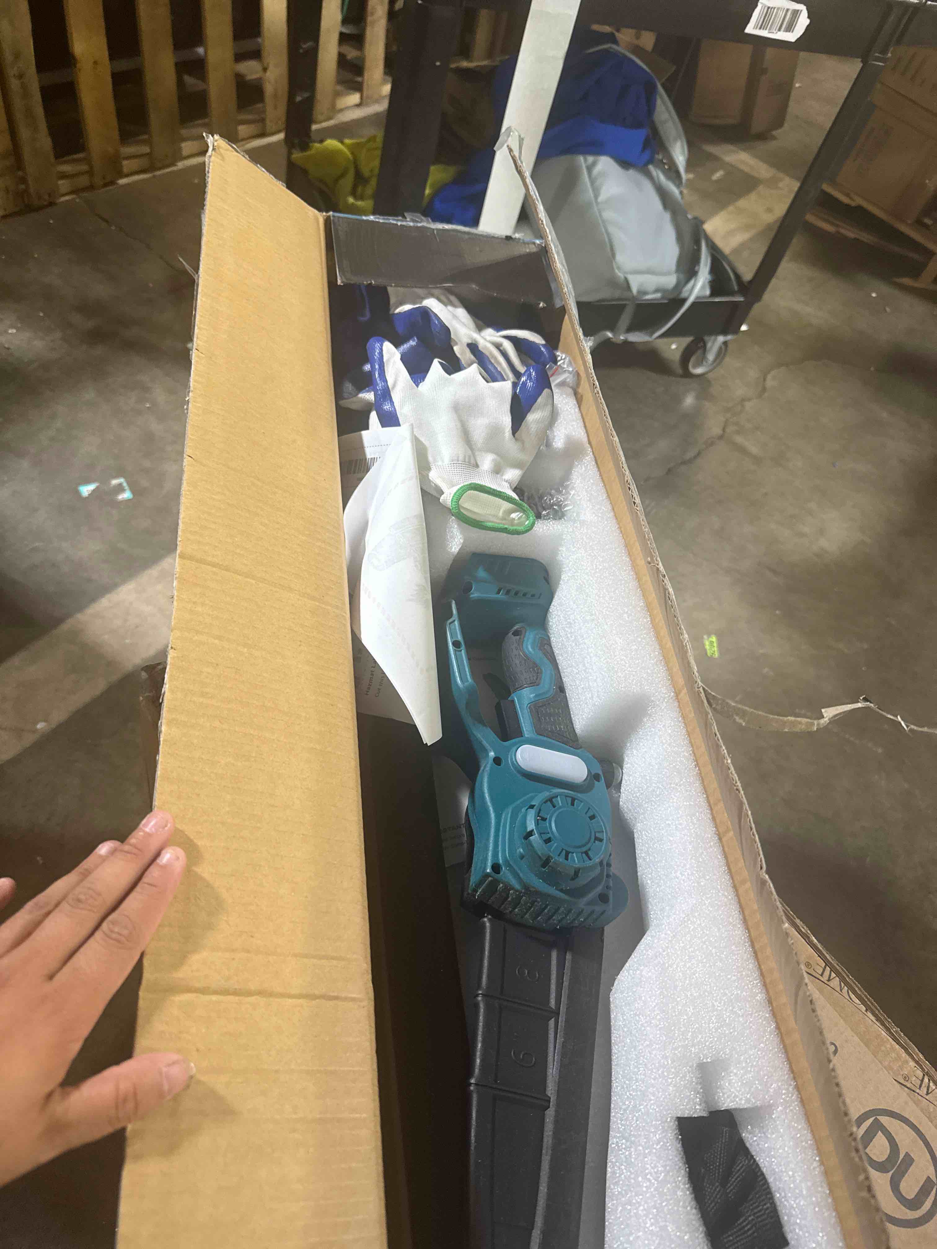 https://s3.amazonaws.com/lotting-images-prod/phillipi/BRN0104193_1758559592924.jpeg