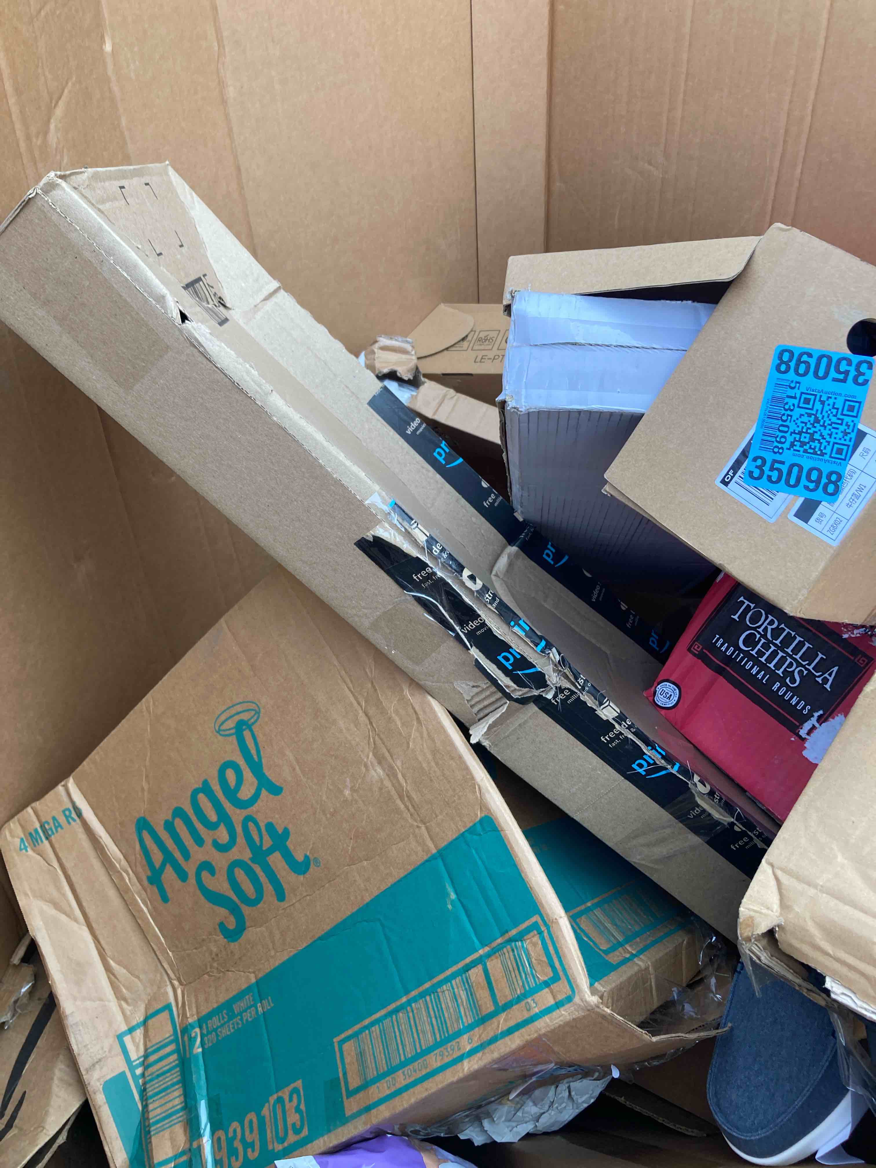 https://s3.amazonaws.com/lotting-images-prod/phillipi/BRN0104303_1754495978415.jpeg