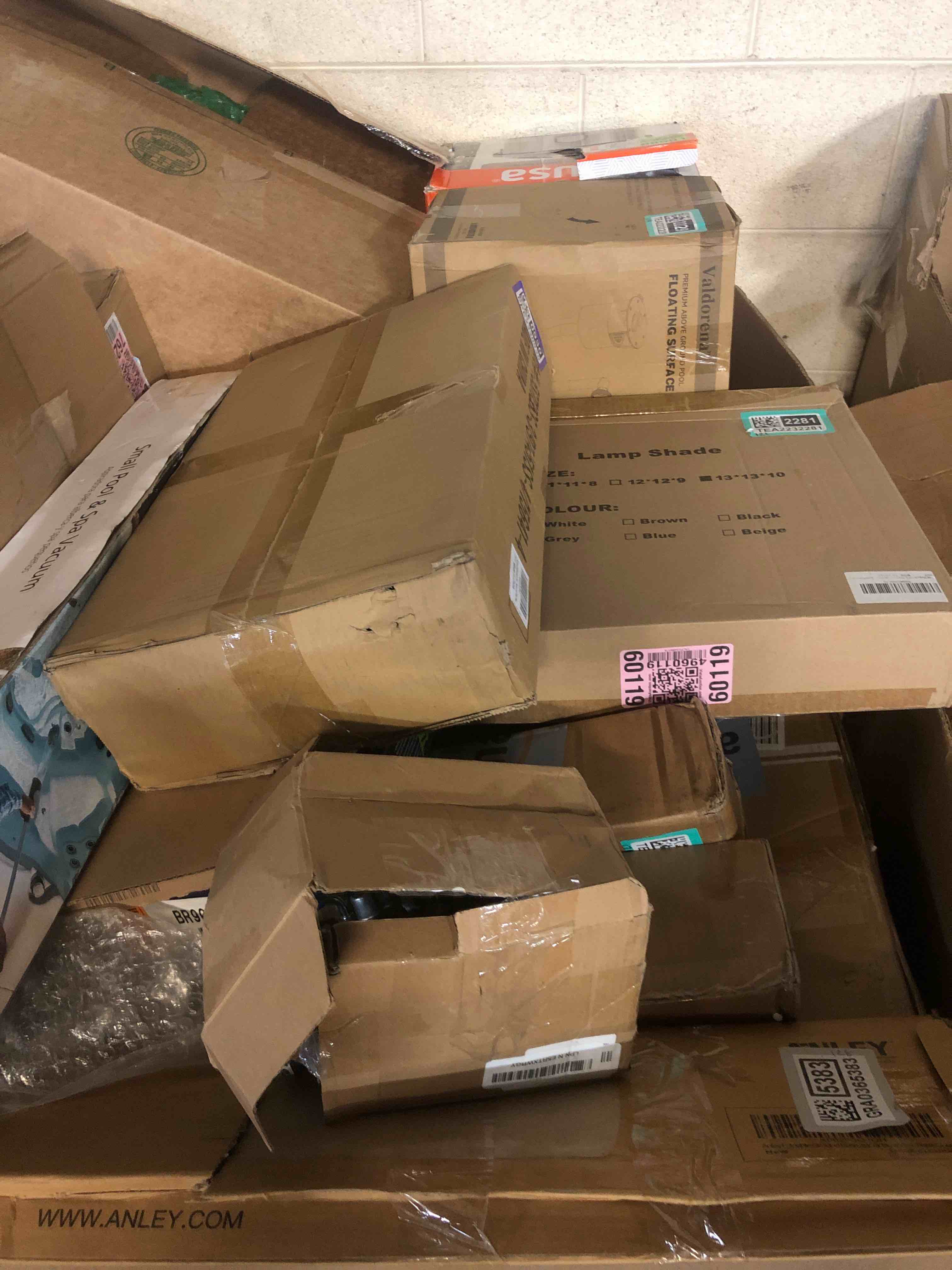 https://s3.amazonaws.com/lotting-images-prod/phillipi/BRN0104431_1753814120175.jpeg