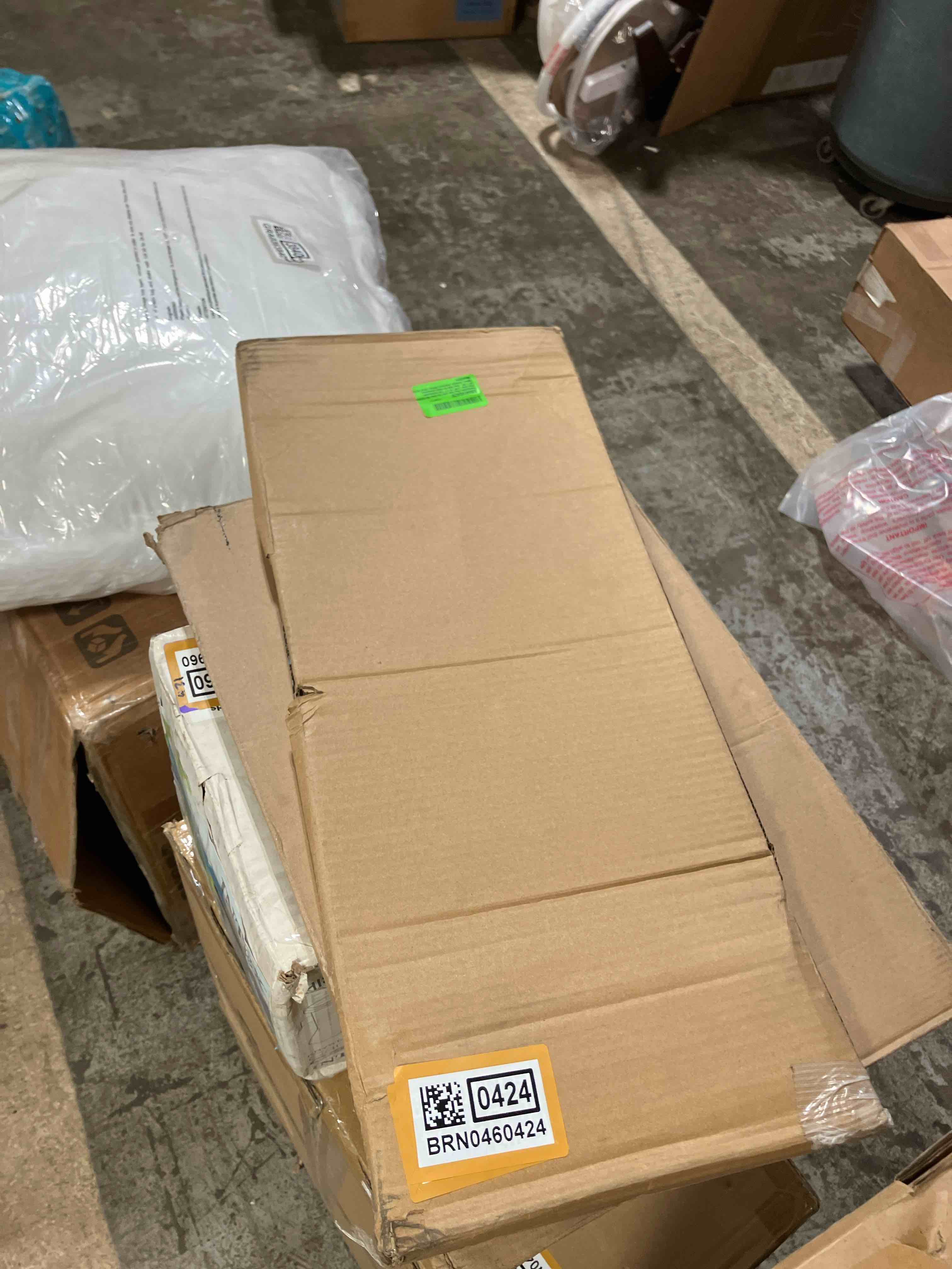 https://s3.amazonaws.com/lotting-images-prod/phillipi/BRN0104766_1745250594151.jpeg