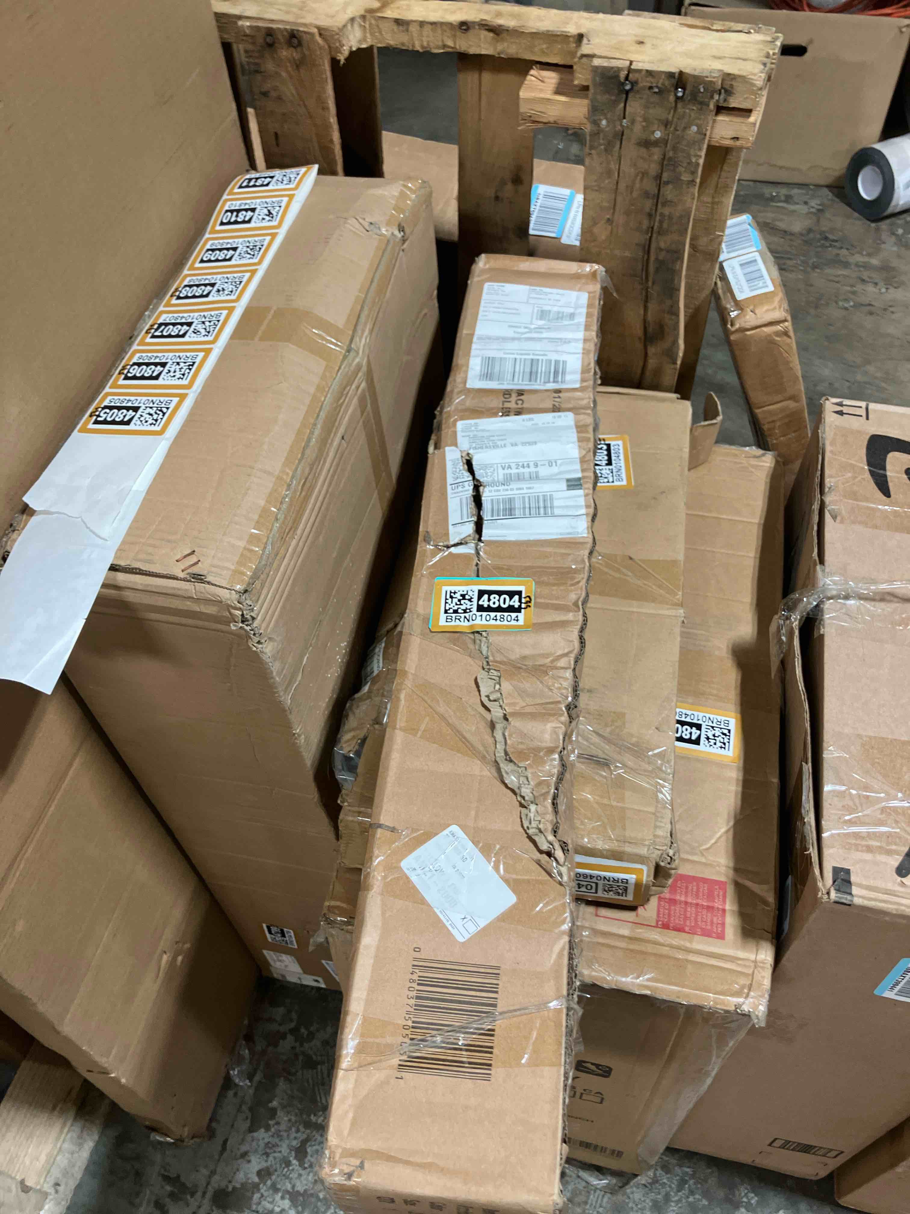 https://s3.amazonaws.com/lotting-images-prod/phillipi/BRN0104804_1745247702766.jpeg