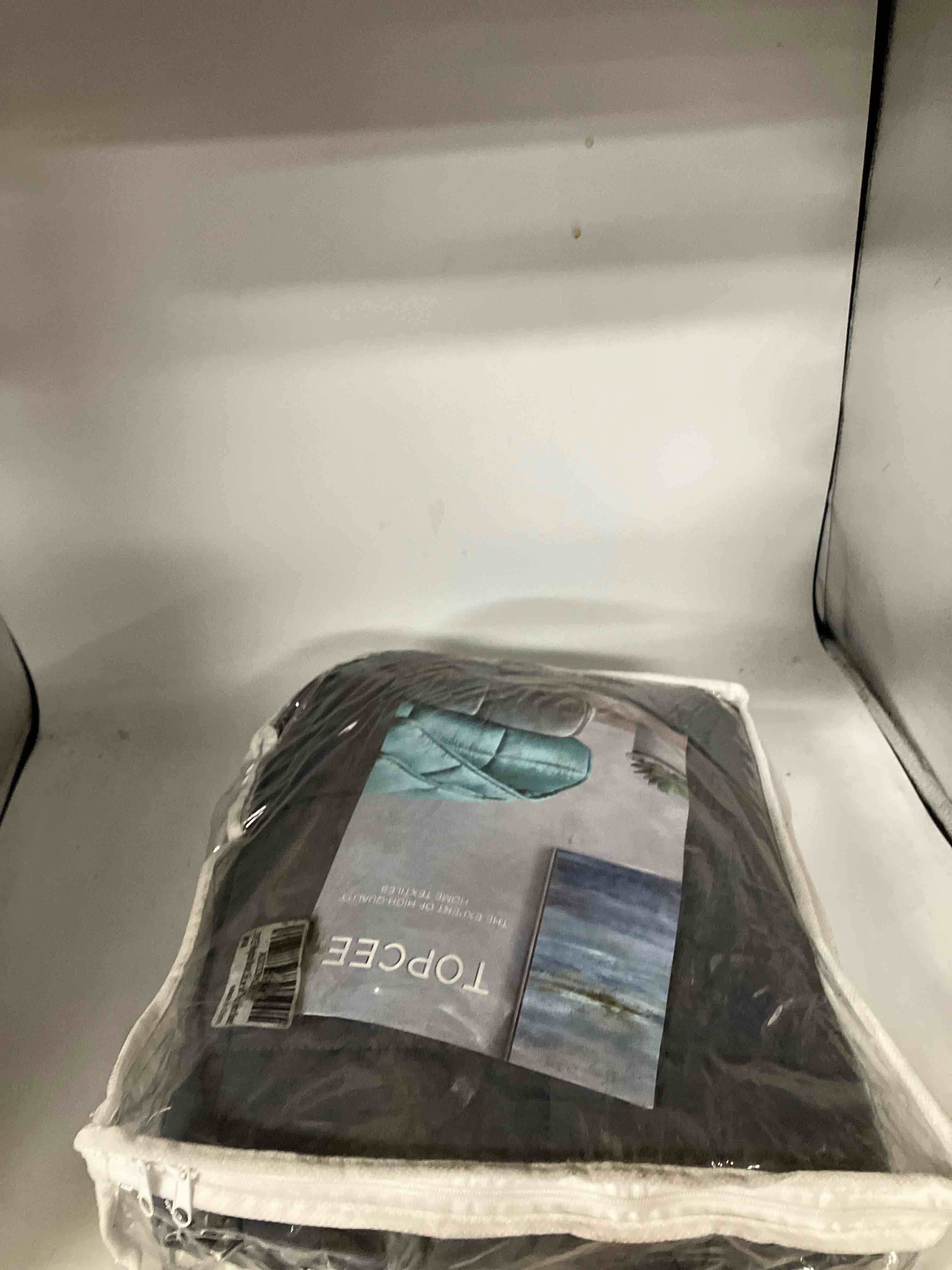 https://s3.amazonaws.com/lotting-images-prod/phillipi/BRN0106040_1729531073298.jpeg