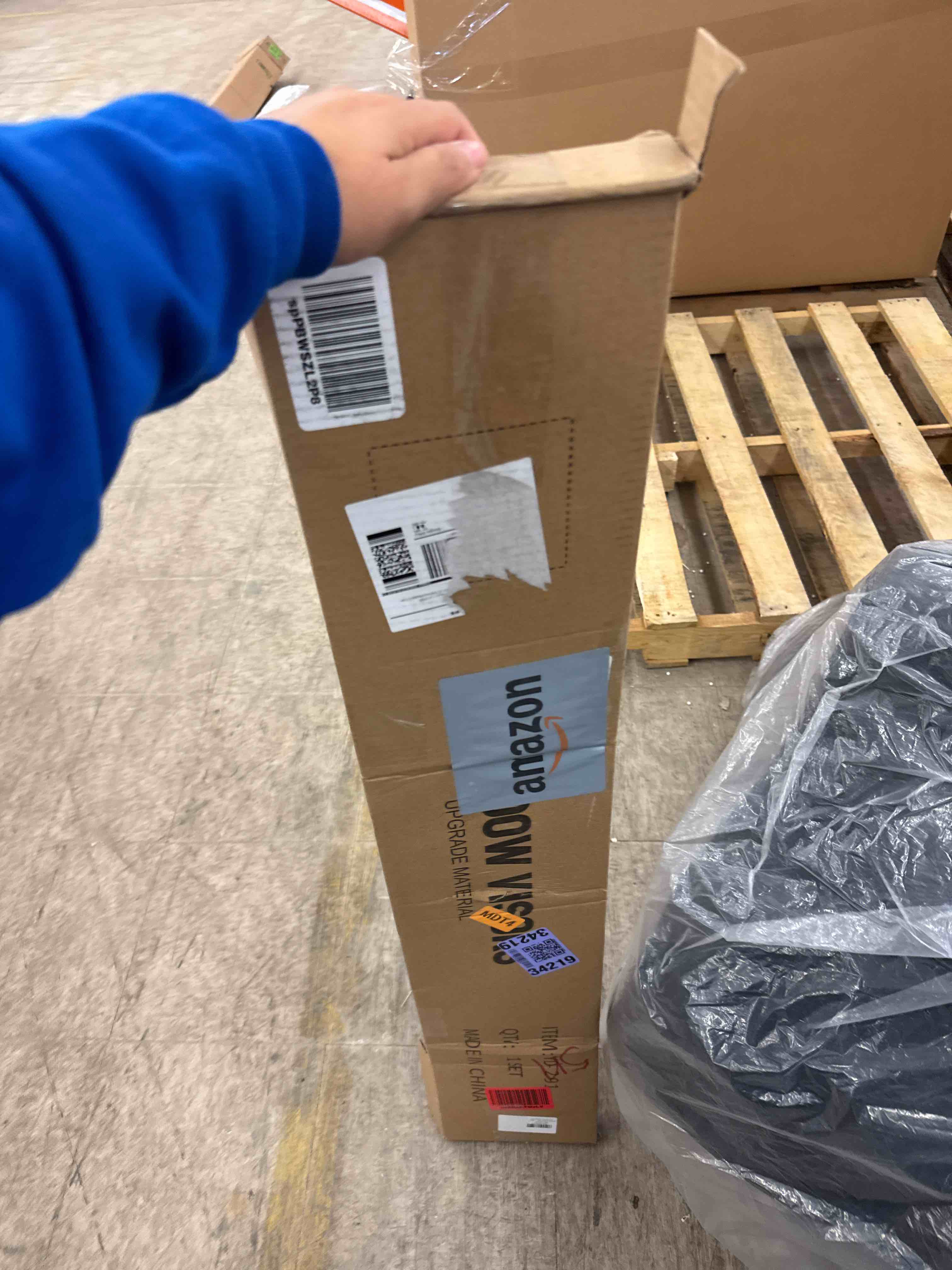 https://s3.amazonaws.com/lotting-images-prod/phillipi/BRN0112060_1735233600387.jpeg