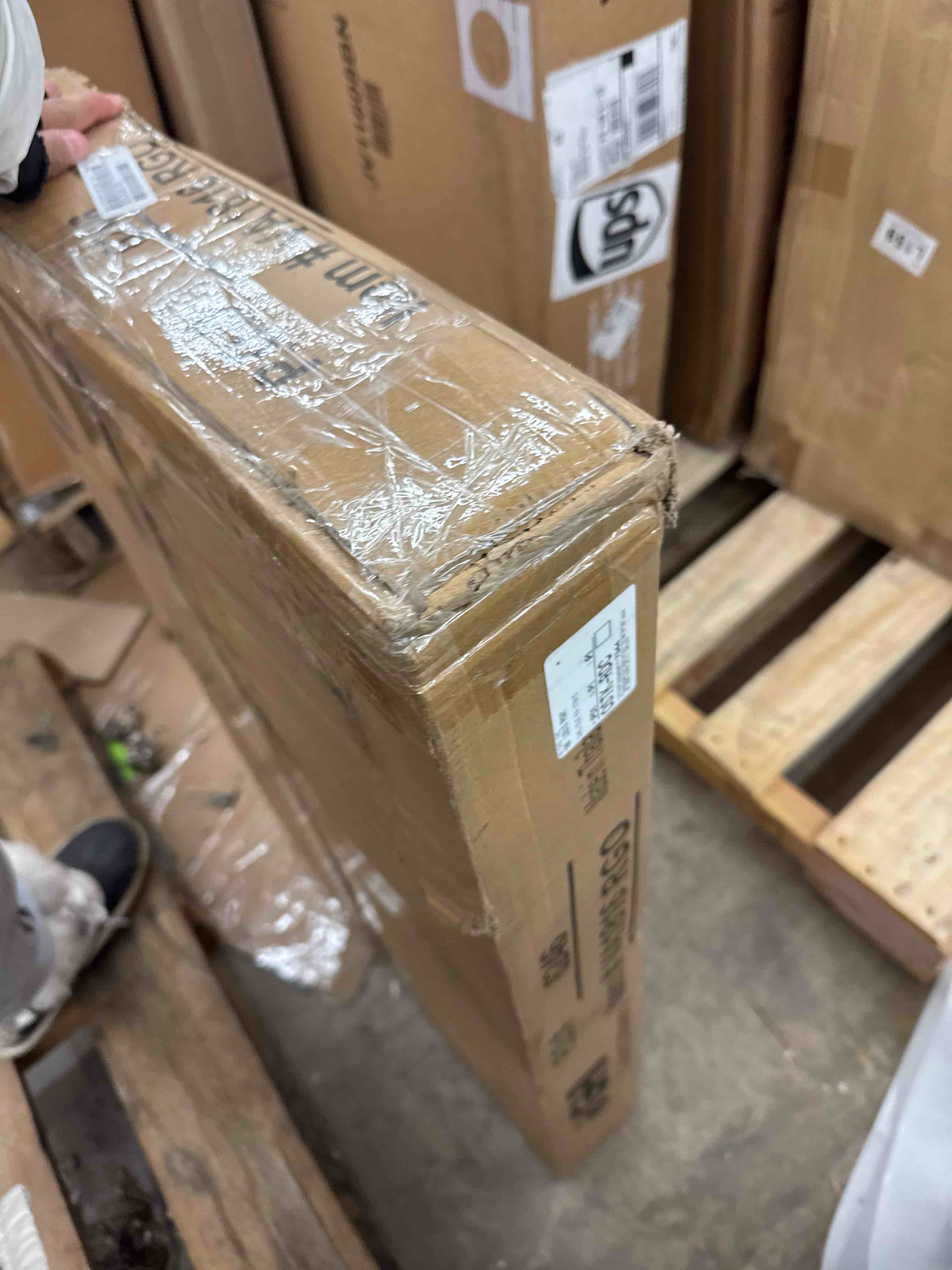 https://s3.amazonaws.com/lotting-images-prod/phillipi/BRN0112358_1734029670764.jpeg