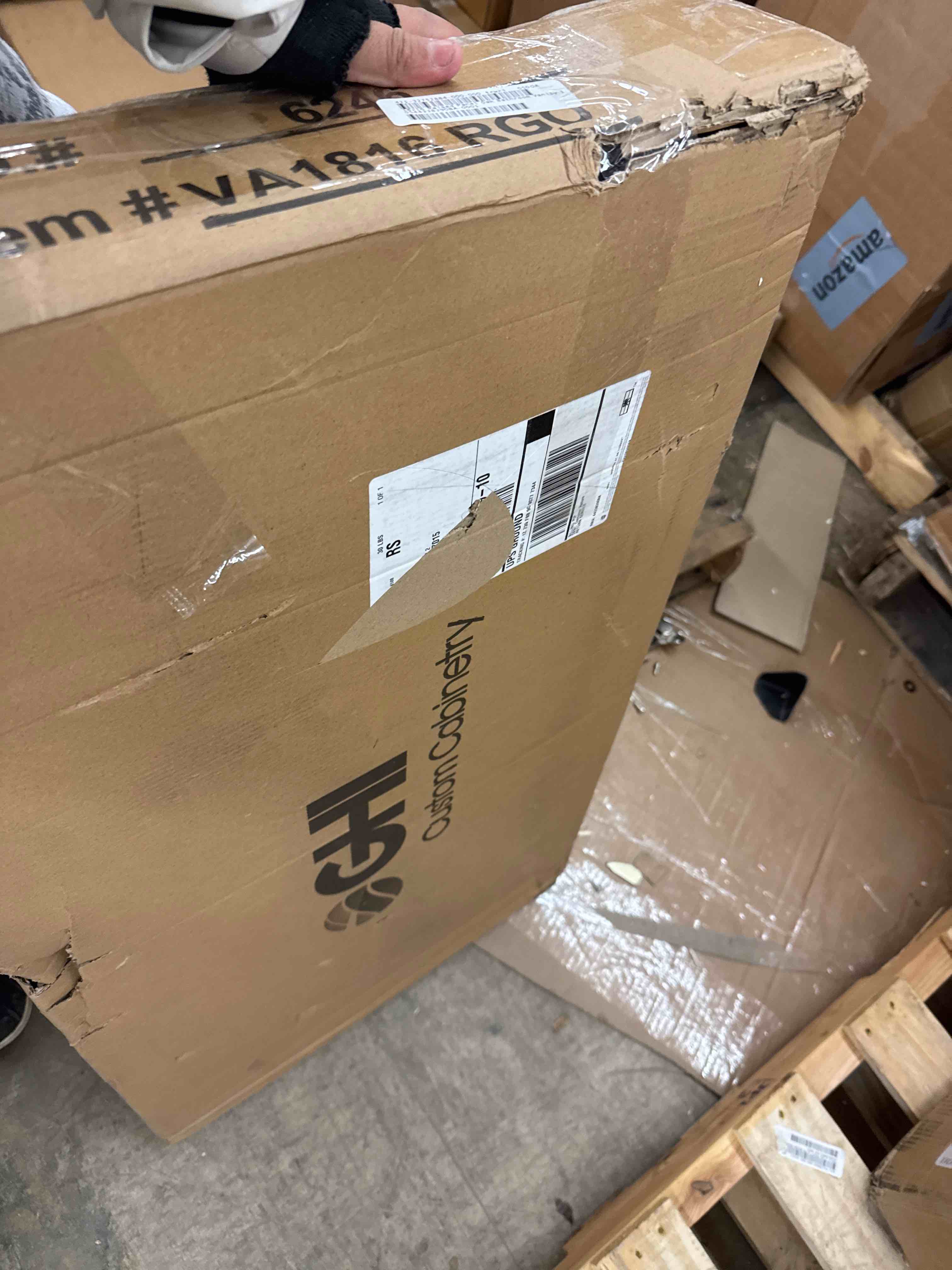 https://s3.amazonaws.com/lotting-images-prod/phillipi/BRN0112358_1734029672517.jpeg